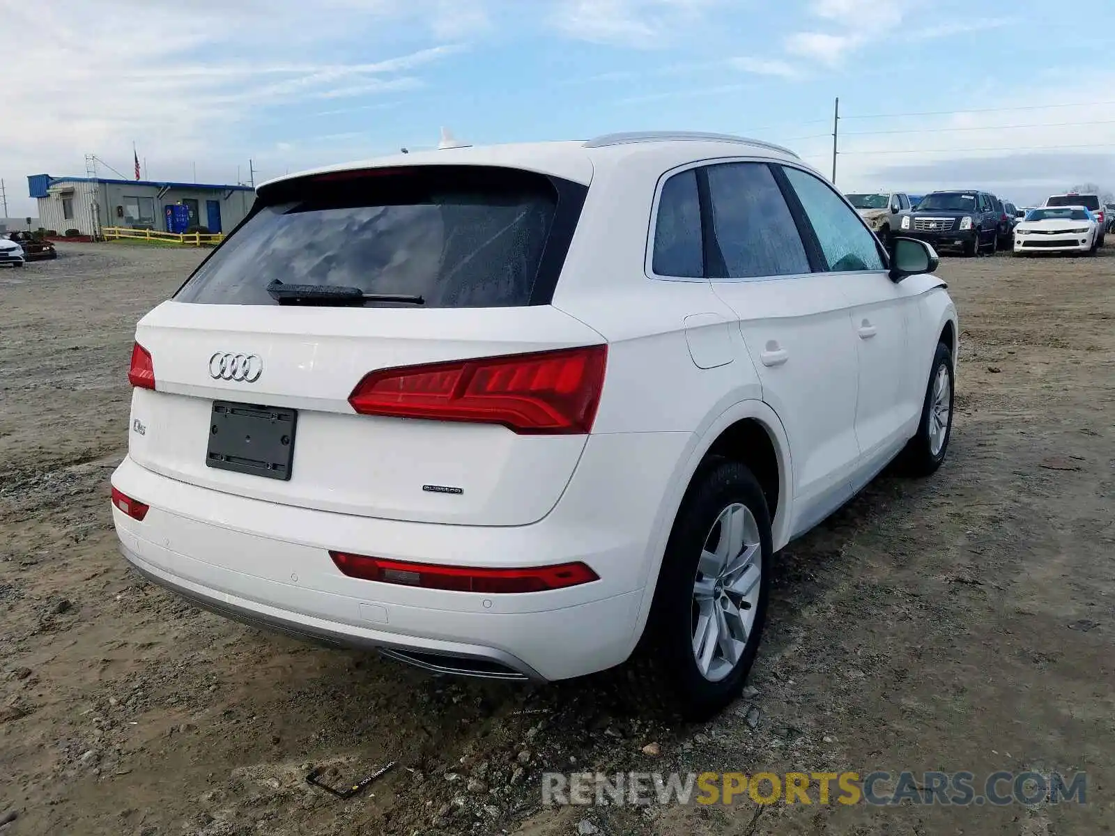 4 Photograph of a damaged car WA1ANAFY8L2031623 AUDI Q5 2020