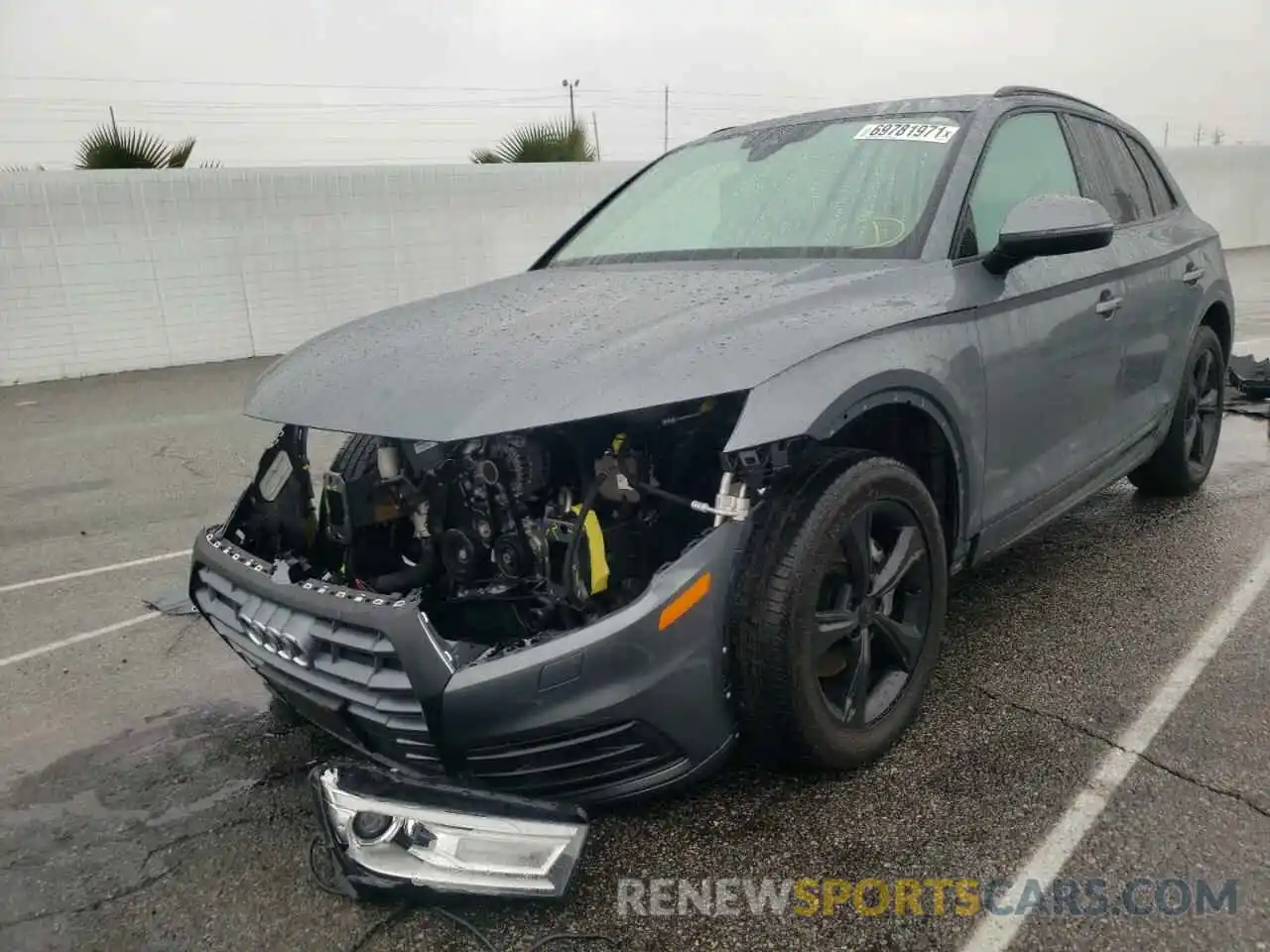 2 Photograph of a damaged car WA1ANAFY8L2037647 AUDI Q5 2020