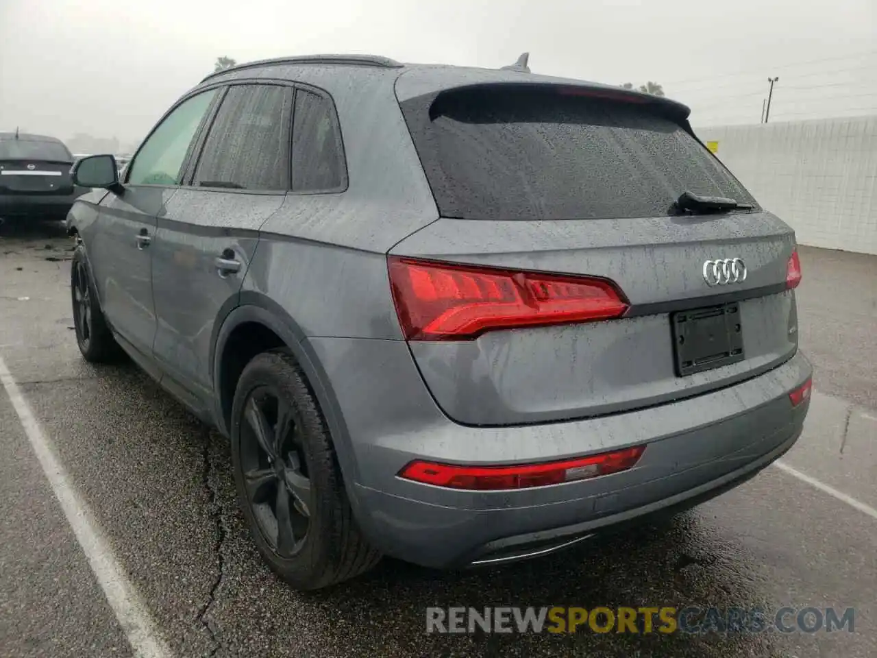 3 Photograph of a damaged car WA1ANAFY8L2037647 AUDI Q5 2020