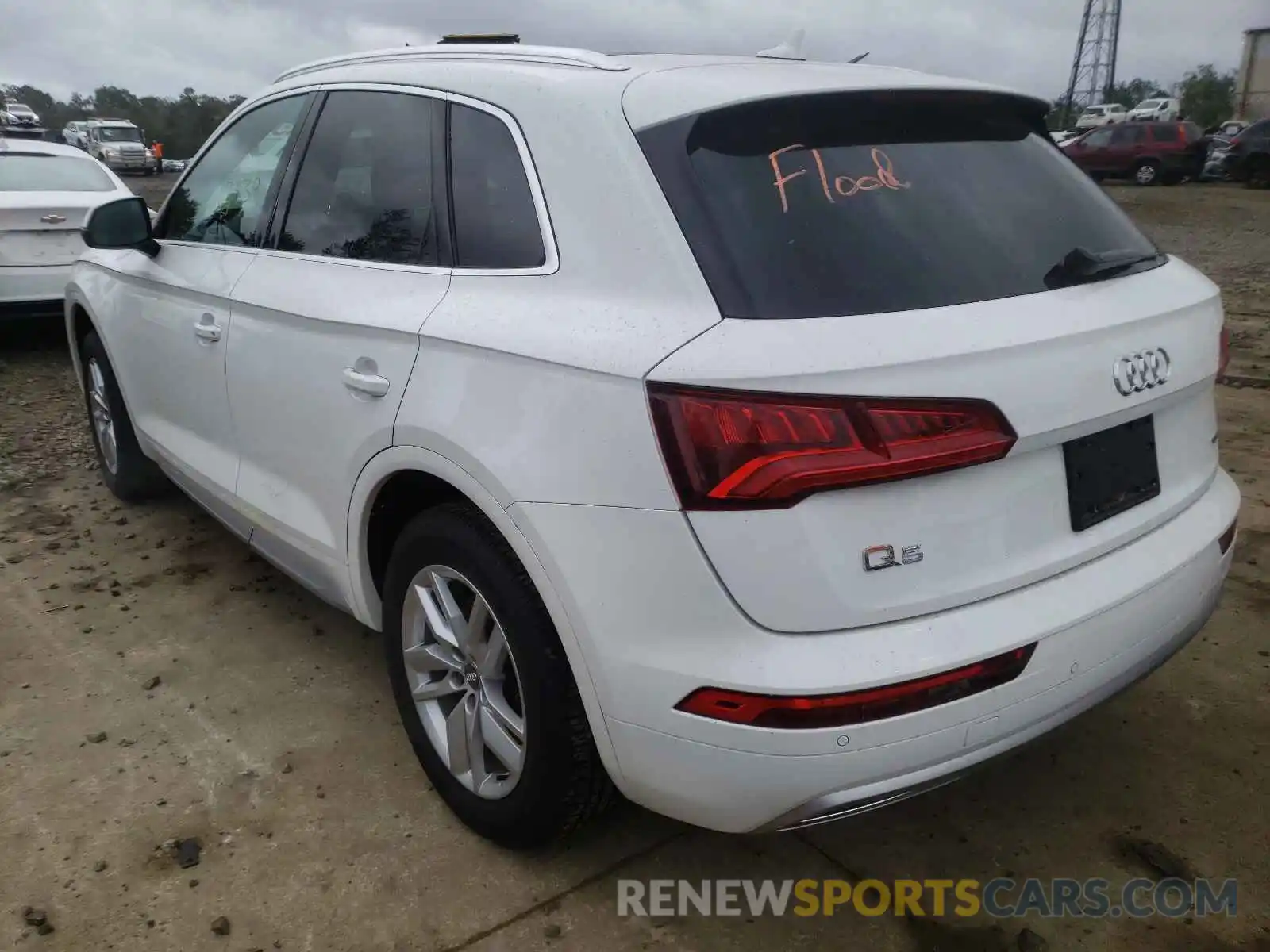 3 Фотография поврежденного автомобиля WA1ANAFY8L2071491 AUDI Q5 2020