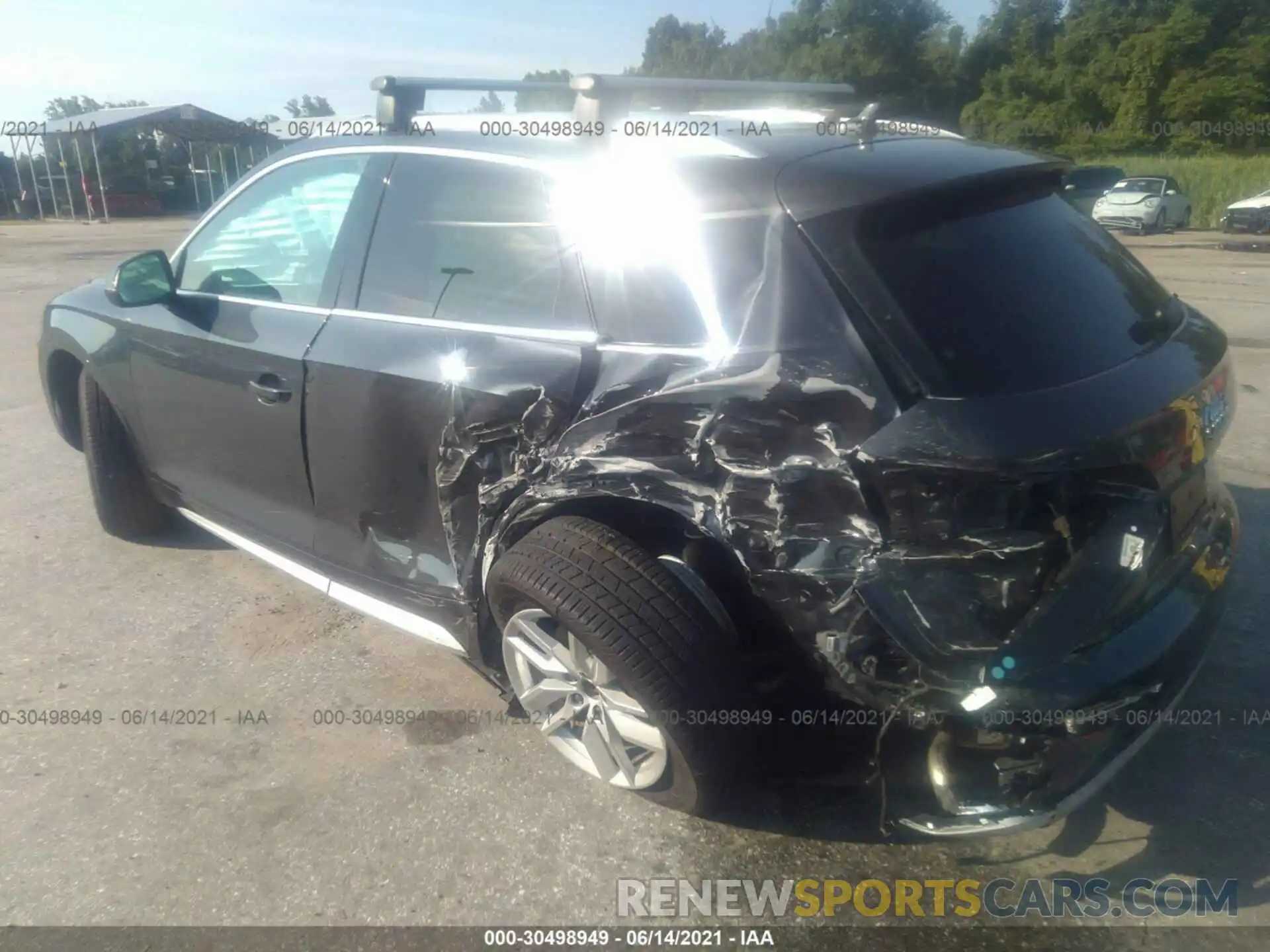 3 Photograph of a damaged car WA1ANAFY8L2079526 AUDI Q5 2020