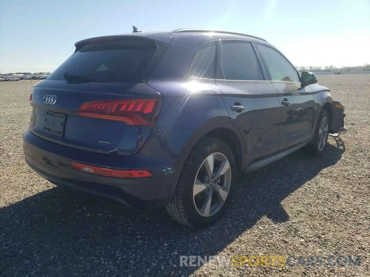 4 Photograph of a damaged car WA1ANAFY8L2099159 AUDI Q5 2020