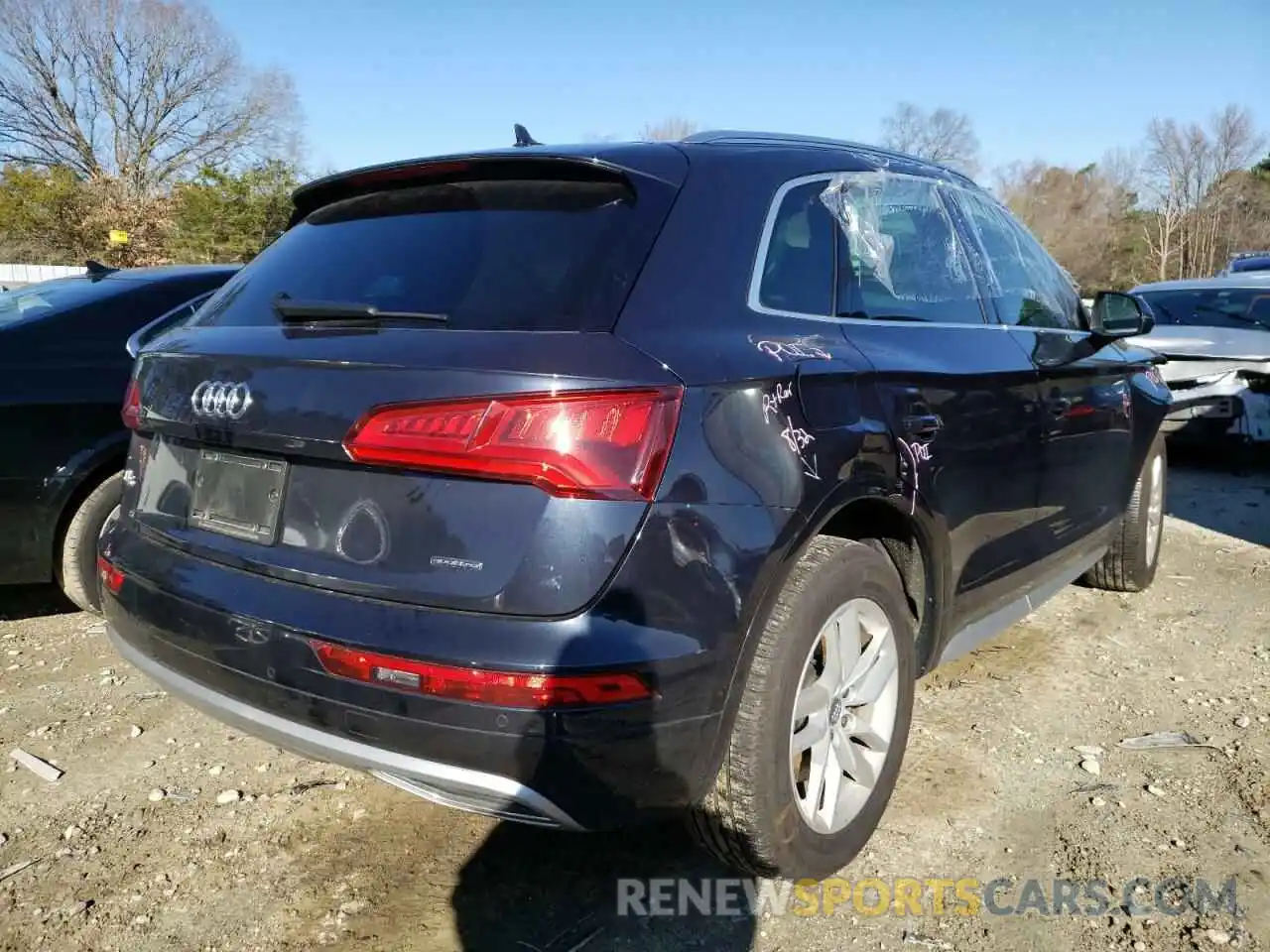 4 Фотография поврежденного автомобиля WA1ANAFY8L2099209 AUDI Q5 2020