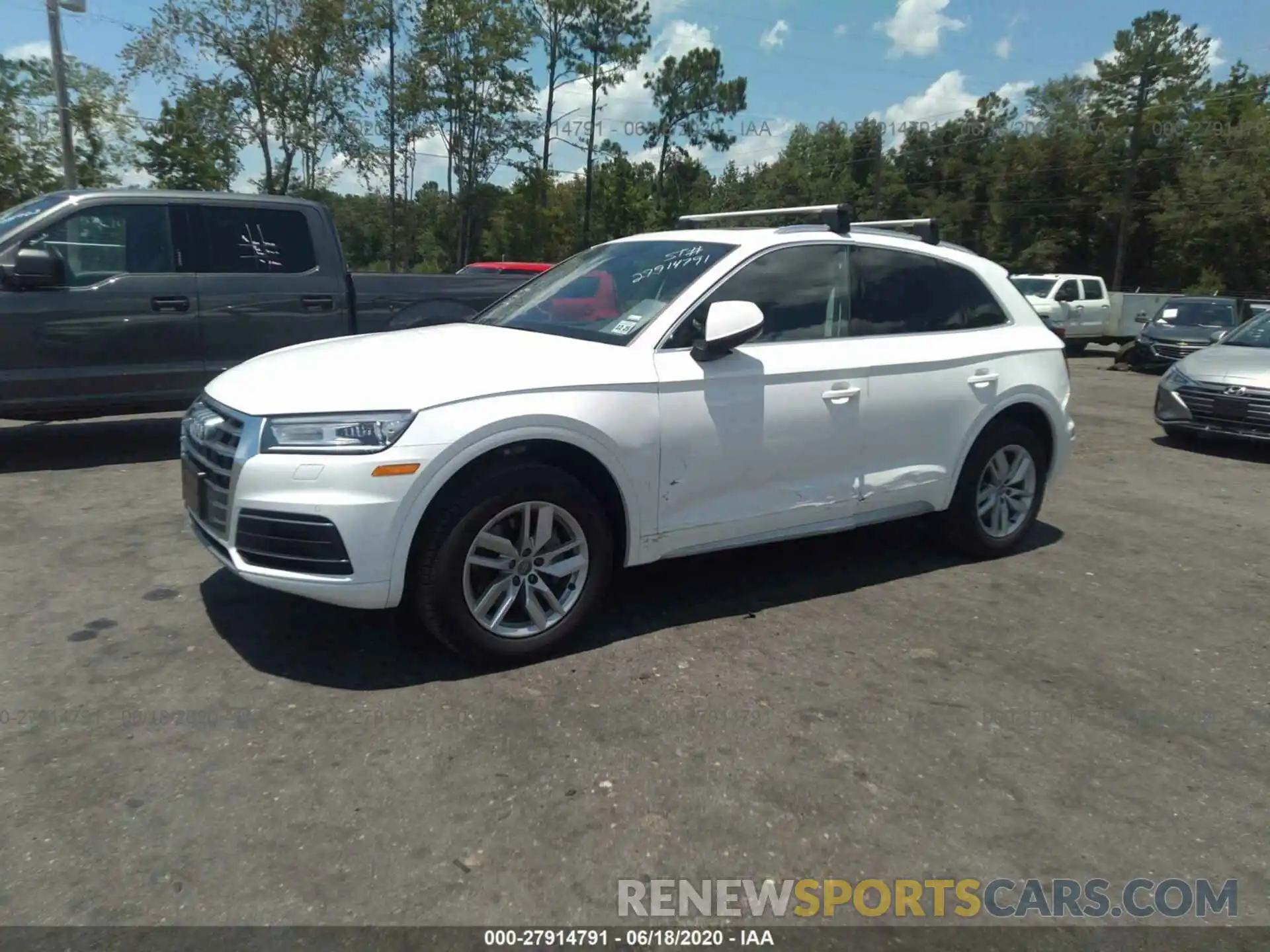 2 Photograph of a damaged car WA1ANAFY9L2041769 AUDI Q5 2020