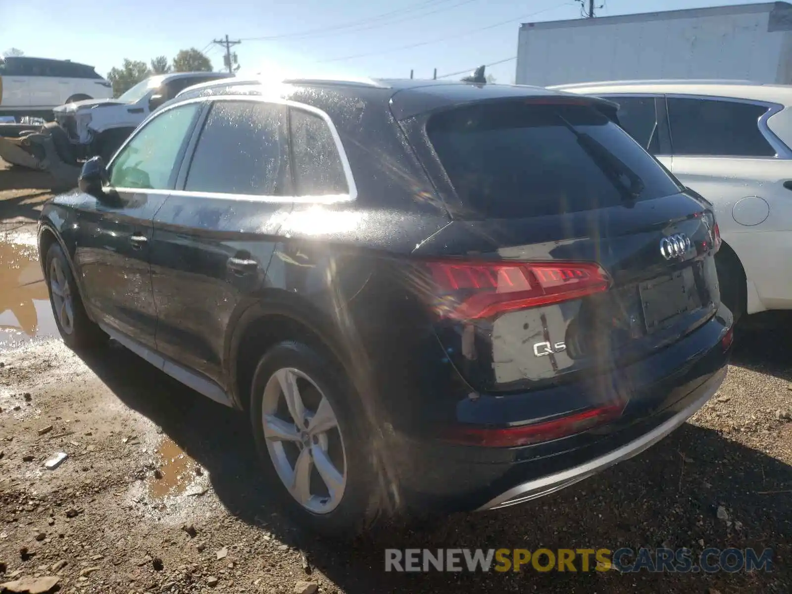 3 Photograph of a damaged car WA1ANAFY9L2048009 AUDI Q5 2020