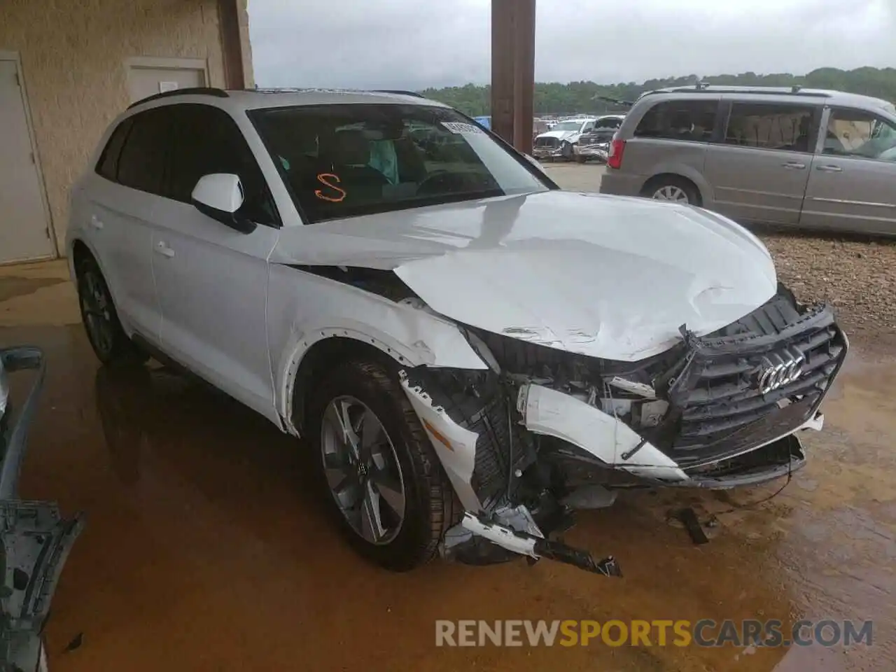 1 Photograph of a damaged car WA1ANAFY9L2083696 AUDI Q5 2020