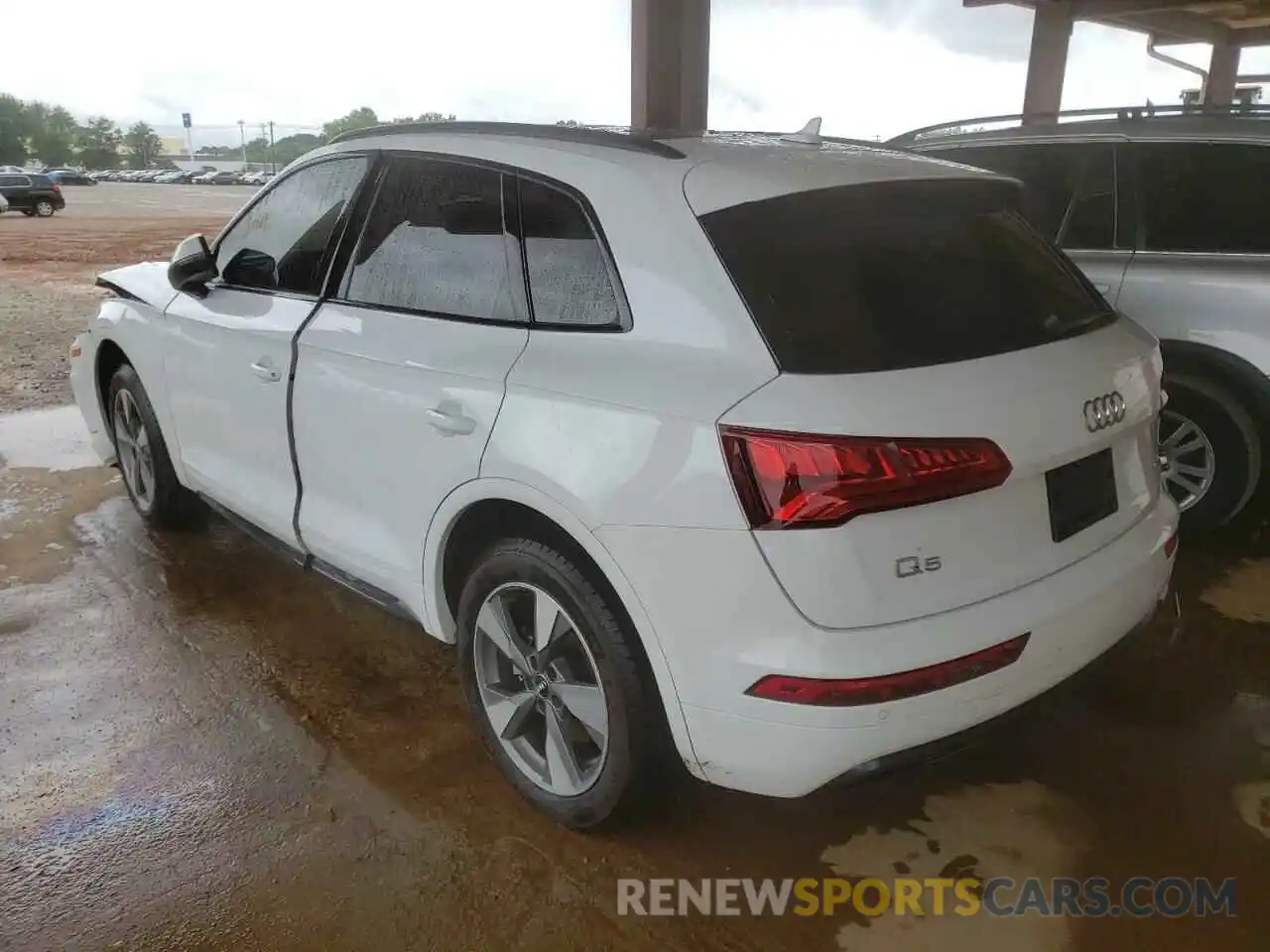 3 Фотография поврежденного автомобиля WA1ANAFY9L2083696 AUDI Q5 2020