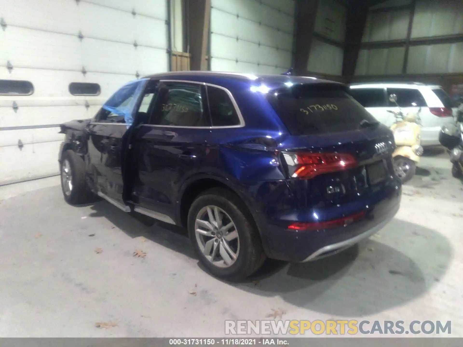 3 Photograph of a damaged car WA1ANAFY9L2088820 AUDI Q5 2020