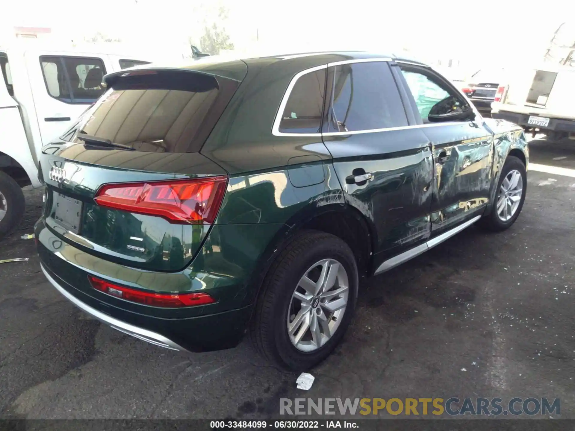 4 Photograph of a damaged car WA1ANAFY9L2091409 AUDI Q5 2020