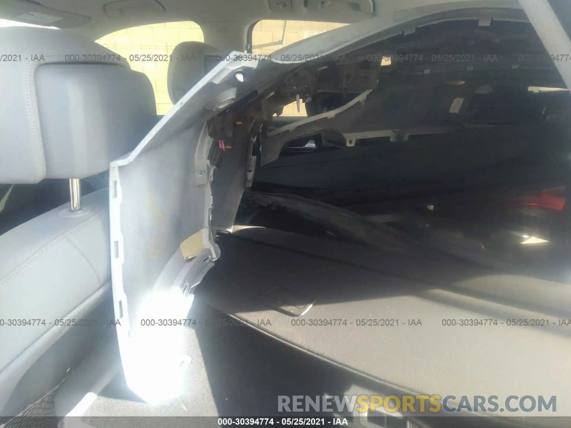 8 Фотография поврежденного автомобиля WA1ANAFY9L2101176 AUDI Q5 2020