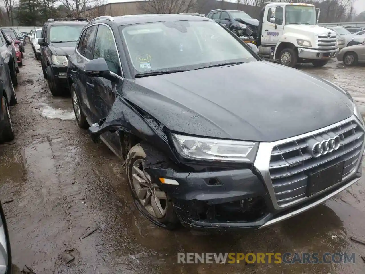 9 Photograph of a damaged car WA1ANAFY9L2113439 AUDI Q5 2020