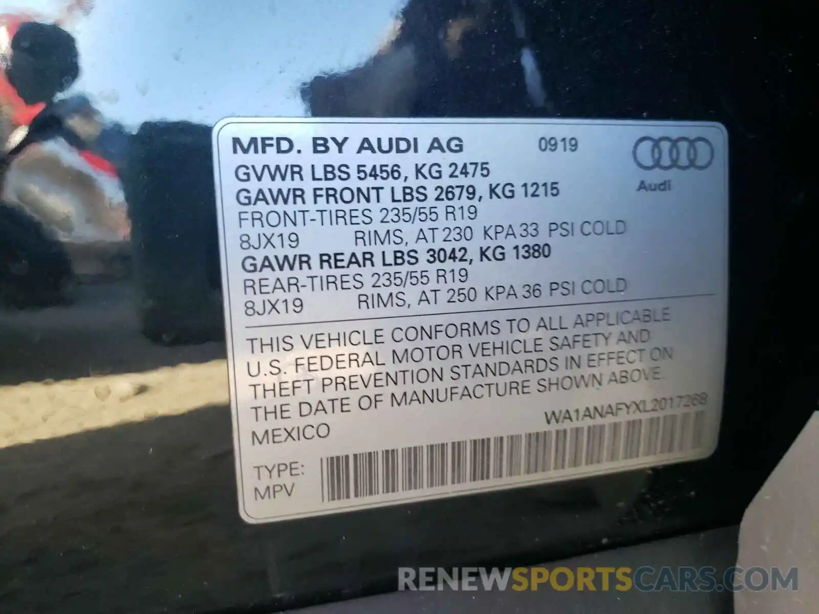 10 Photograph of a damaged car WA1ANAFYXL2017268 AUDI Q5 2020