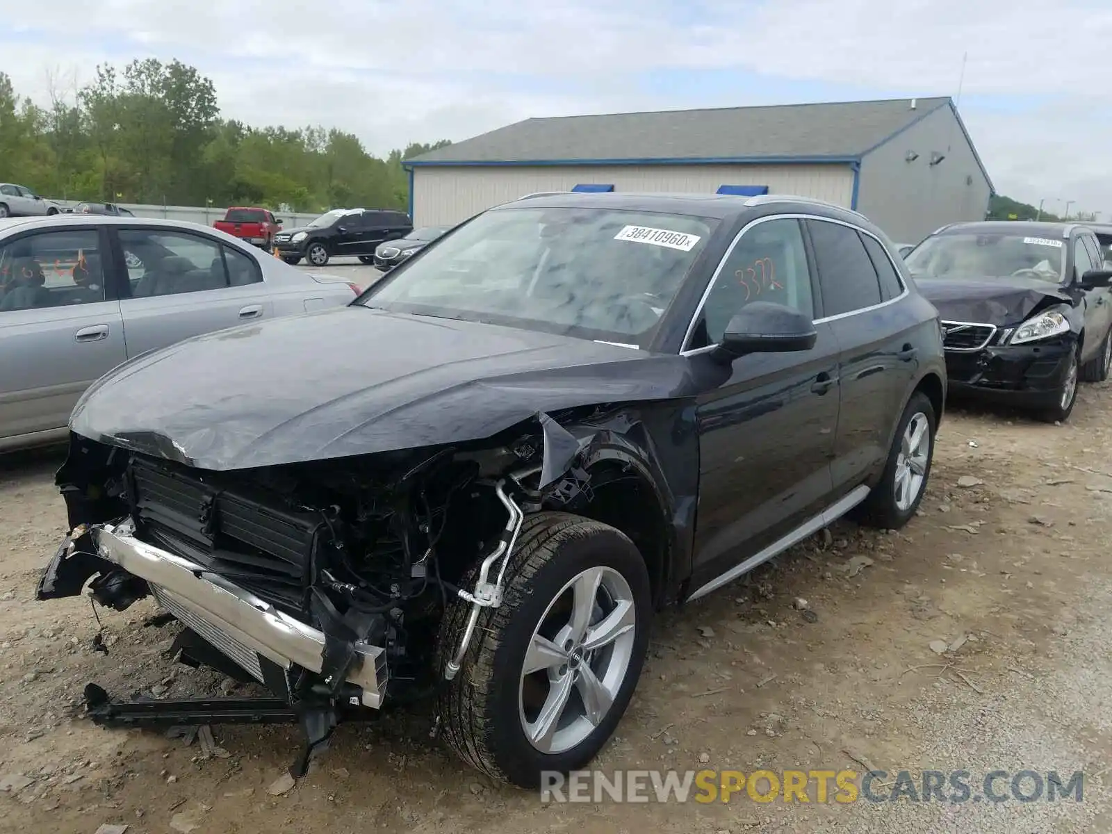 2 Photograph of a damaged car WA1ANAFYXL2034541 AUDI Q5 2020