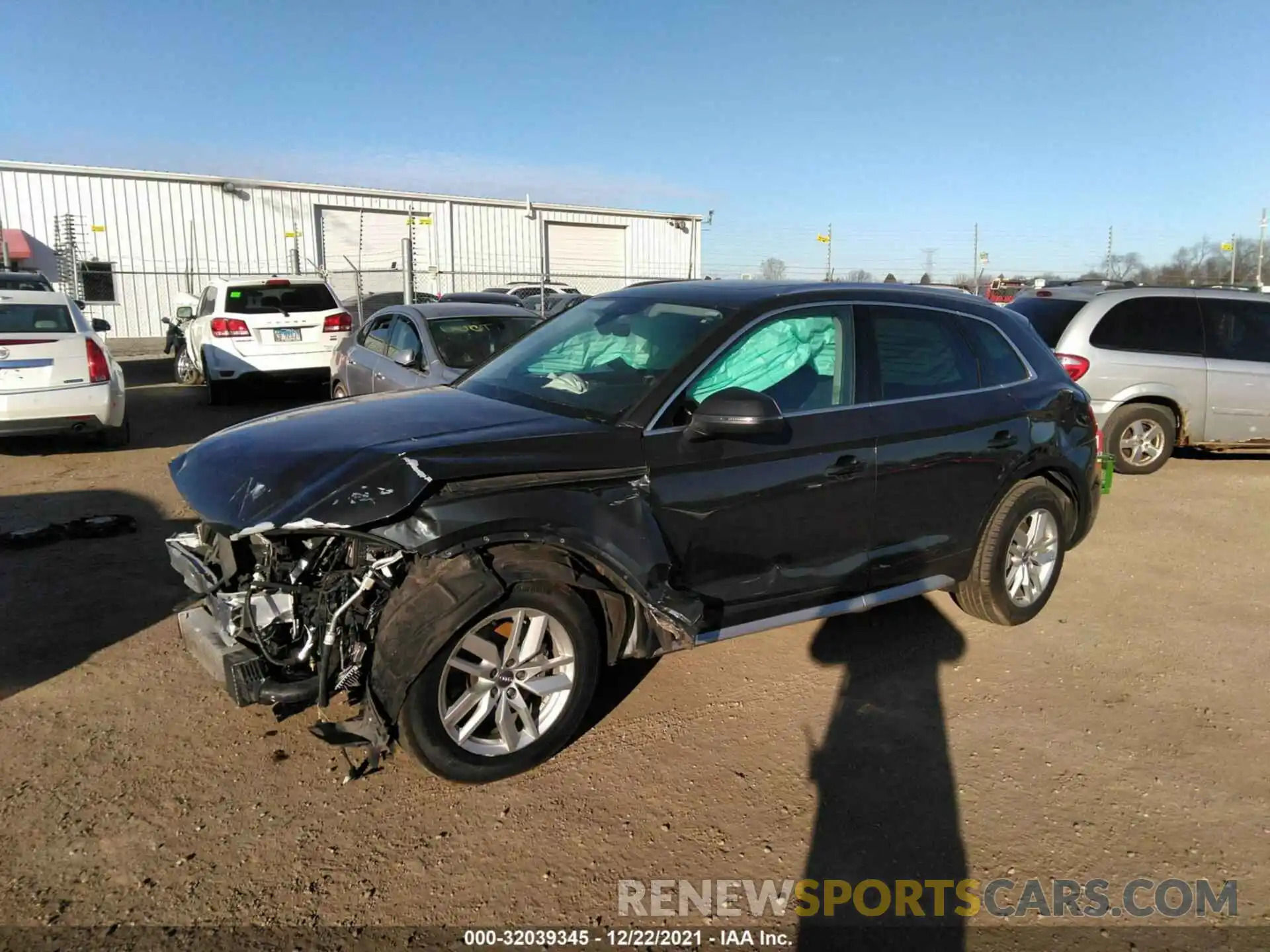 2 Photograph of a damaged car WA1ANAFYXL2038461 AUDI Q5 2020