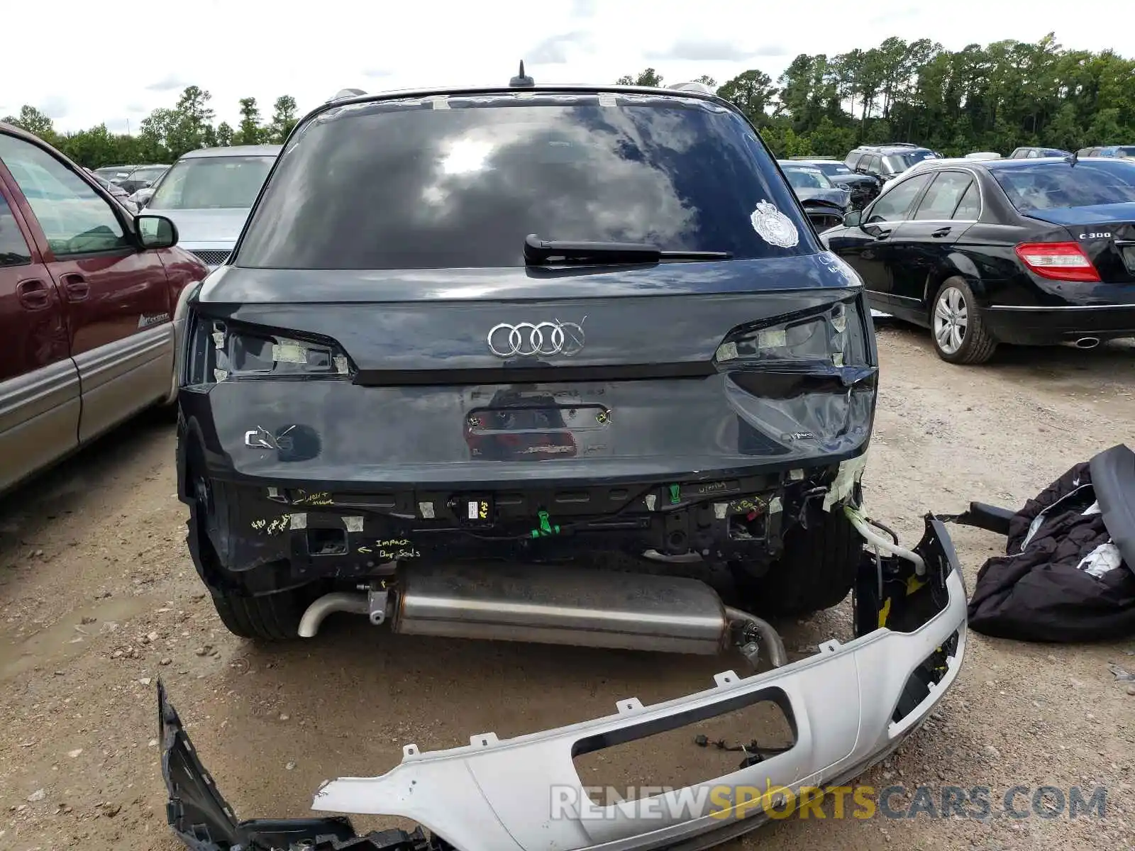 9 Фотография поврежденного автомобиля WA1ANAFYXL2039917 AUDI Q5 2020