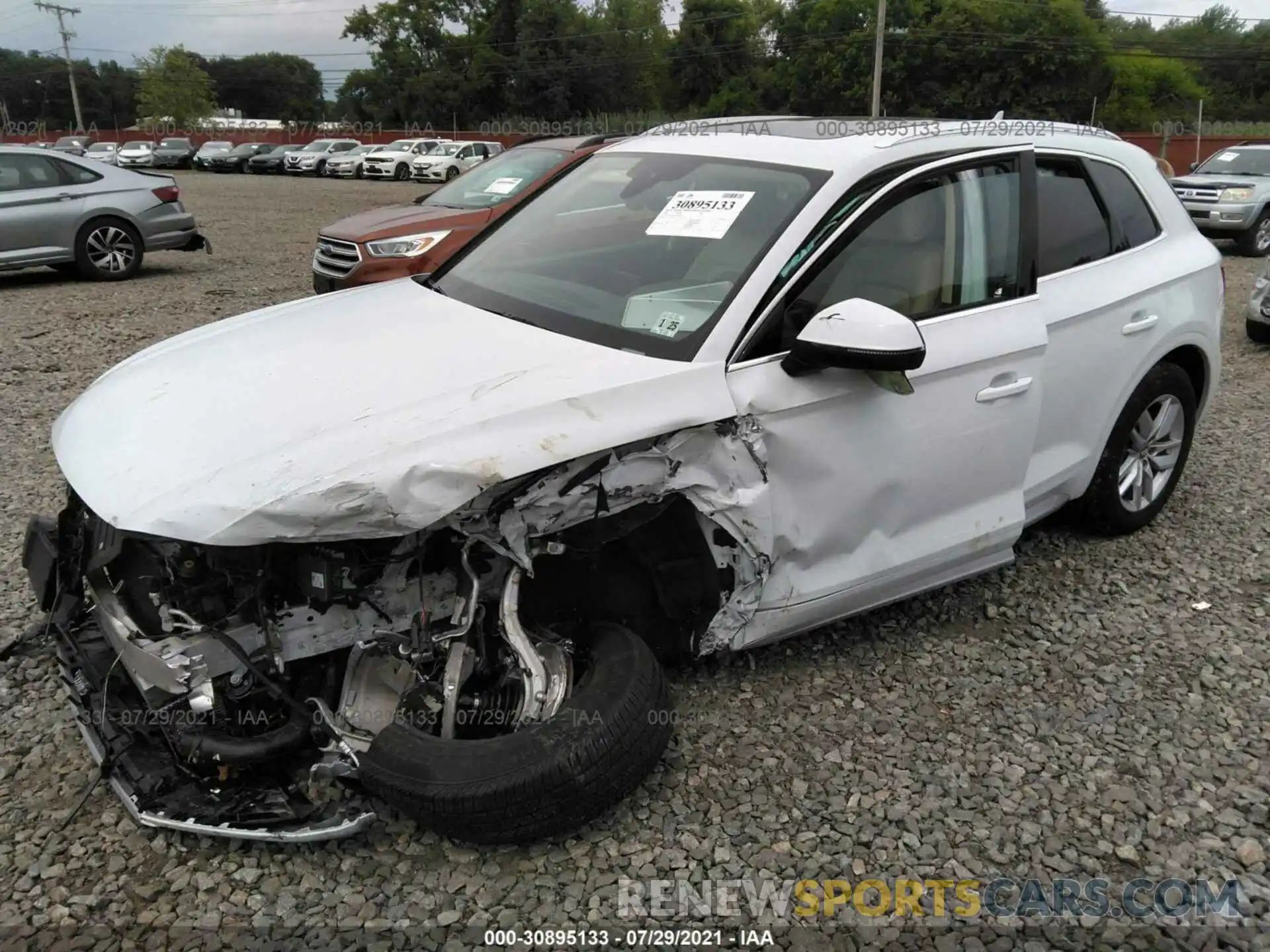 2 Photograph of a damaged car WA1ANAFYXL2049010 AUDI Q5 2020