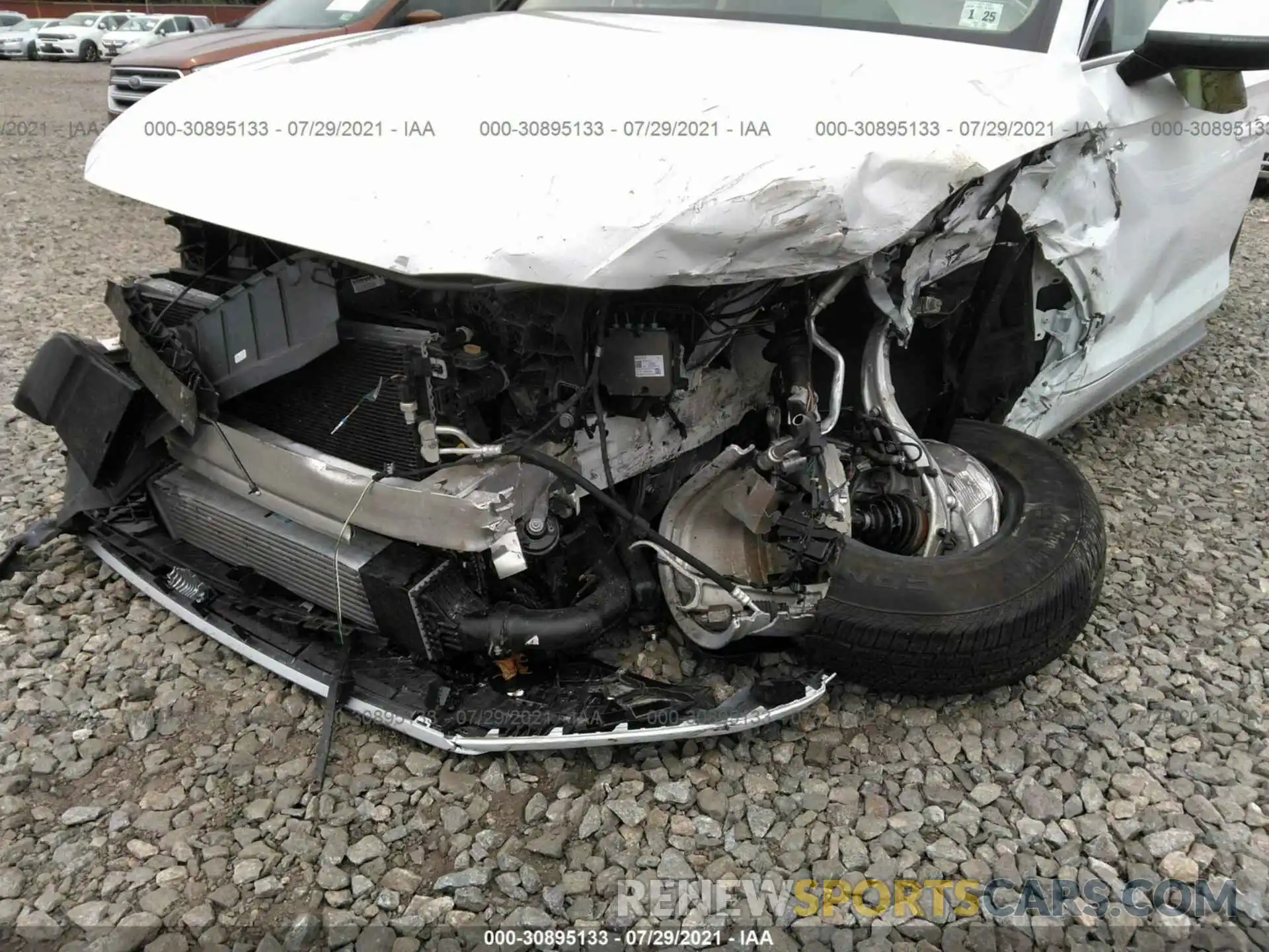 6 Photograph of a damaged car WA1ANAFYXL2049010 AUDI Q5 2020