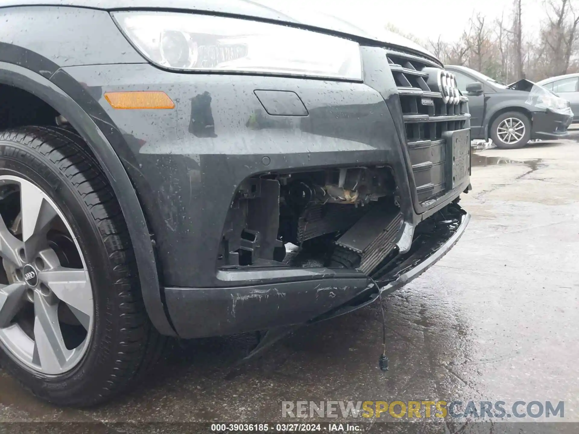 18 Photograph of a damaged car WA1ANAFYXL2077762 AUDI Q5 2020