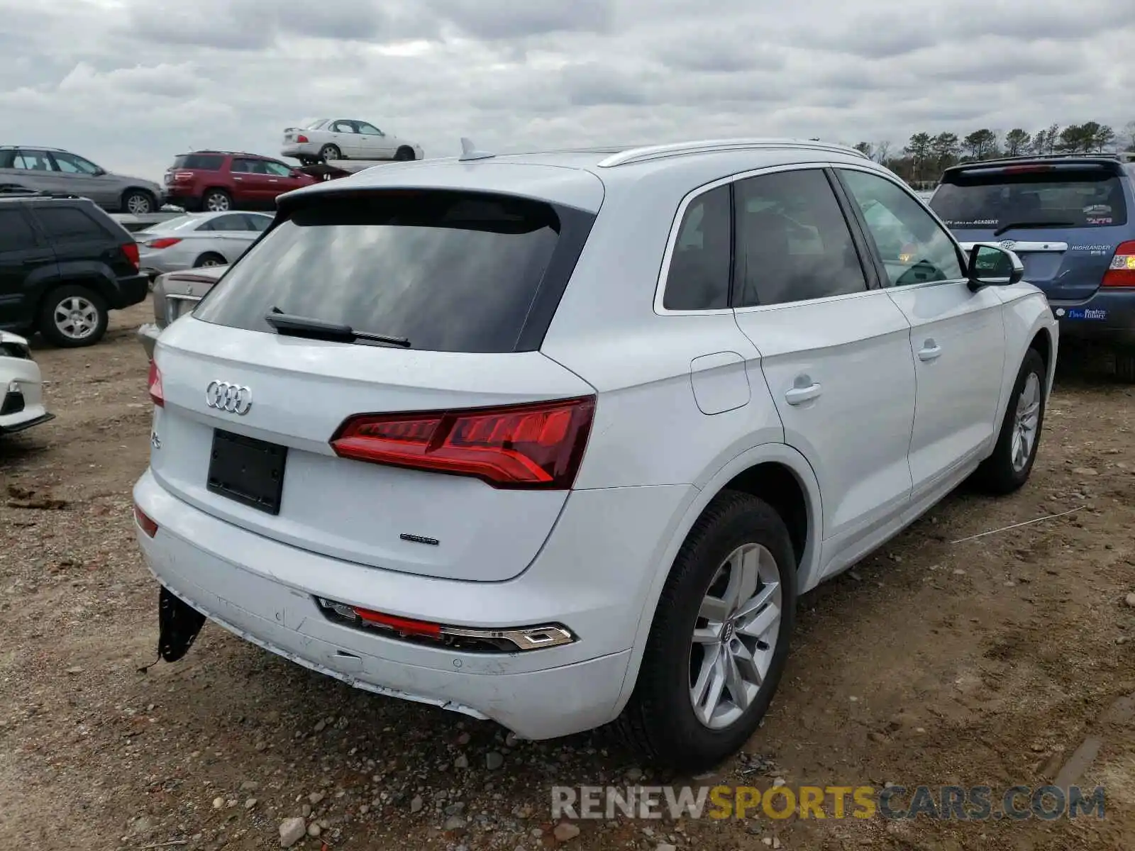 4 Фотография поврежденного автомобиля WA1ANAFYXL2087708 AUDI Q5 2020