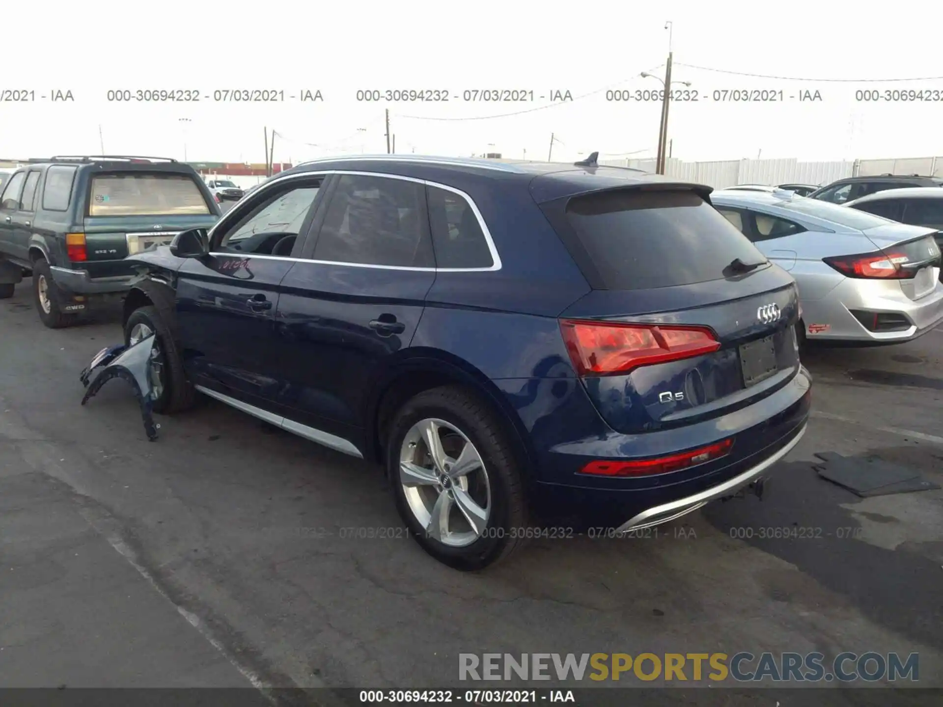 3 Фотография поврежденного автомобиля WA1ANAFYXL2100277 AUDI Q5 2020