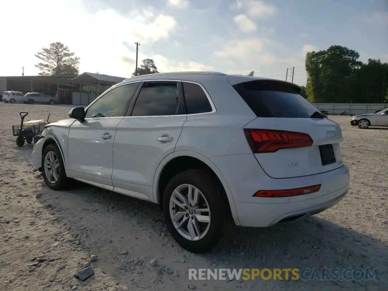 3 Фотография поврежденного автомобиля WA1ANBFY4L2071123 AUDI Q5 2020