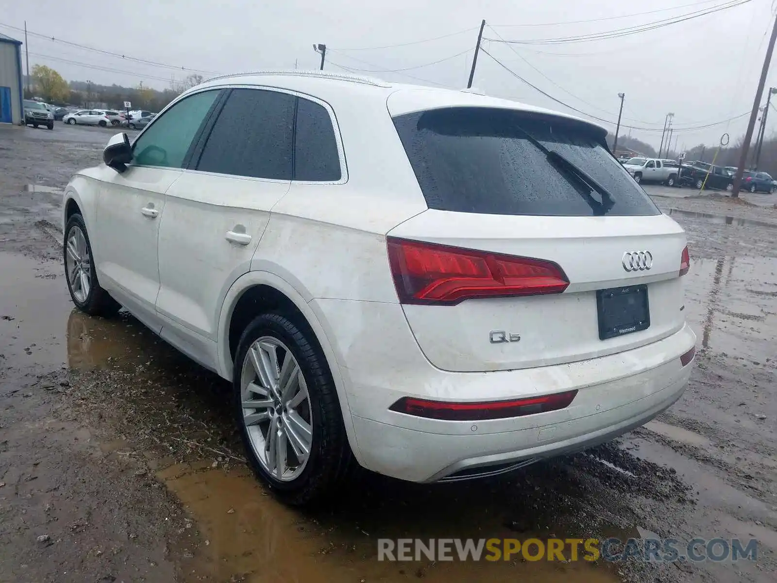 3 Photograph of a damaged car WA1BNAFY0L2018451 AUDI Q5 2020