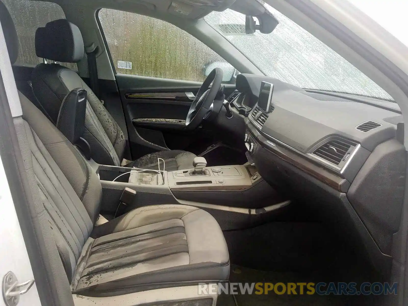 5 Photograph of a damaged car WA1BNAFY0L2018451 AUDI Q5 2020