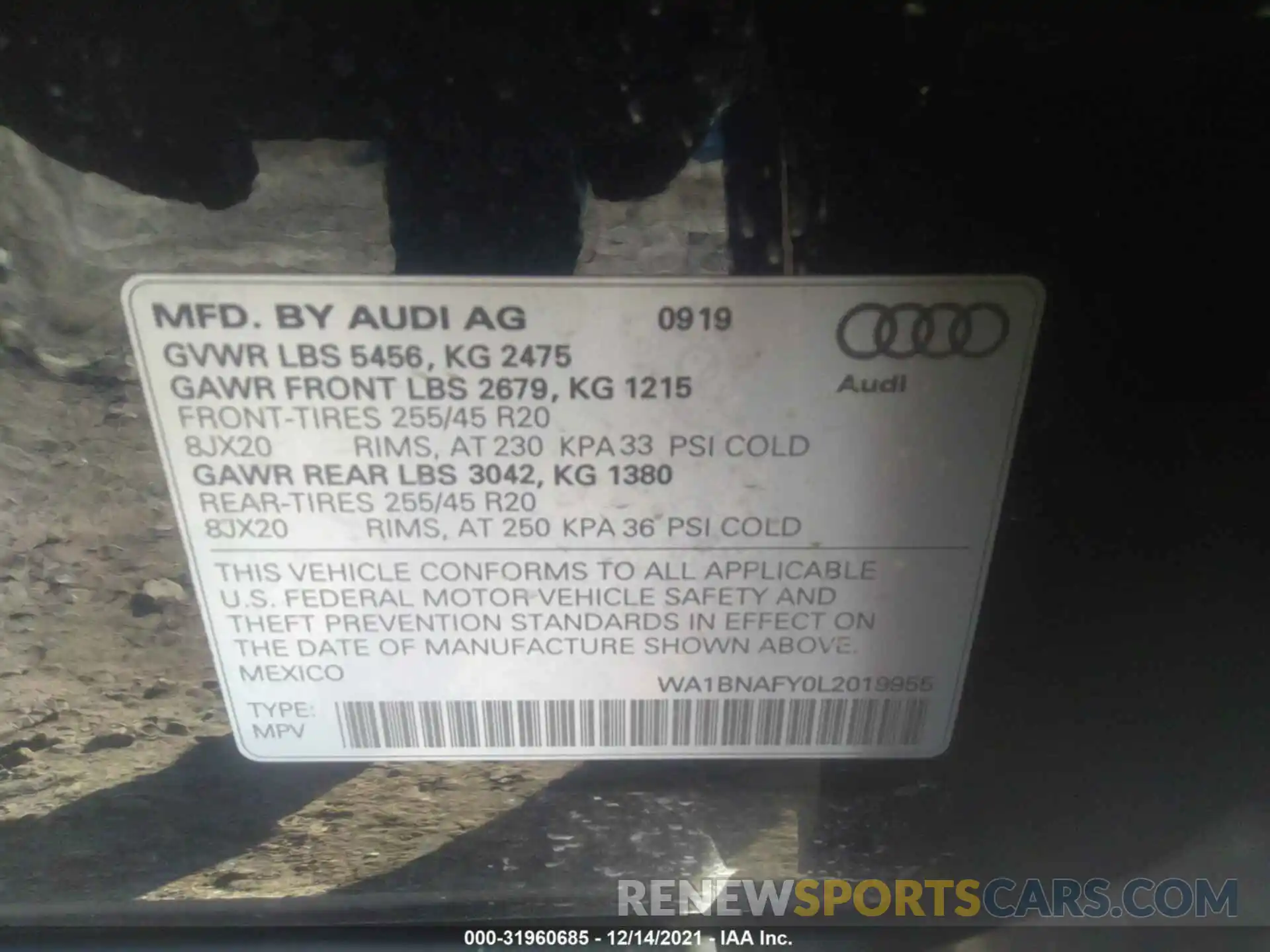 9 Photograph of a damaged car WA1BNAFY0L2019955 AUDI Q5 2020