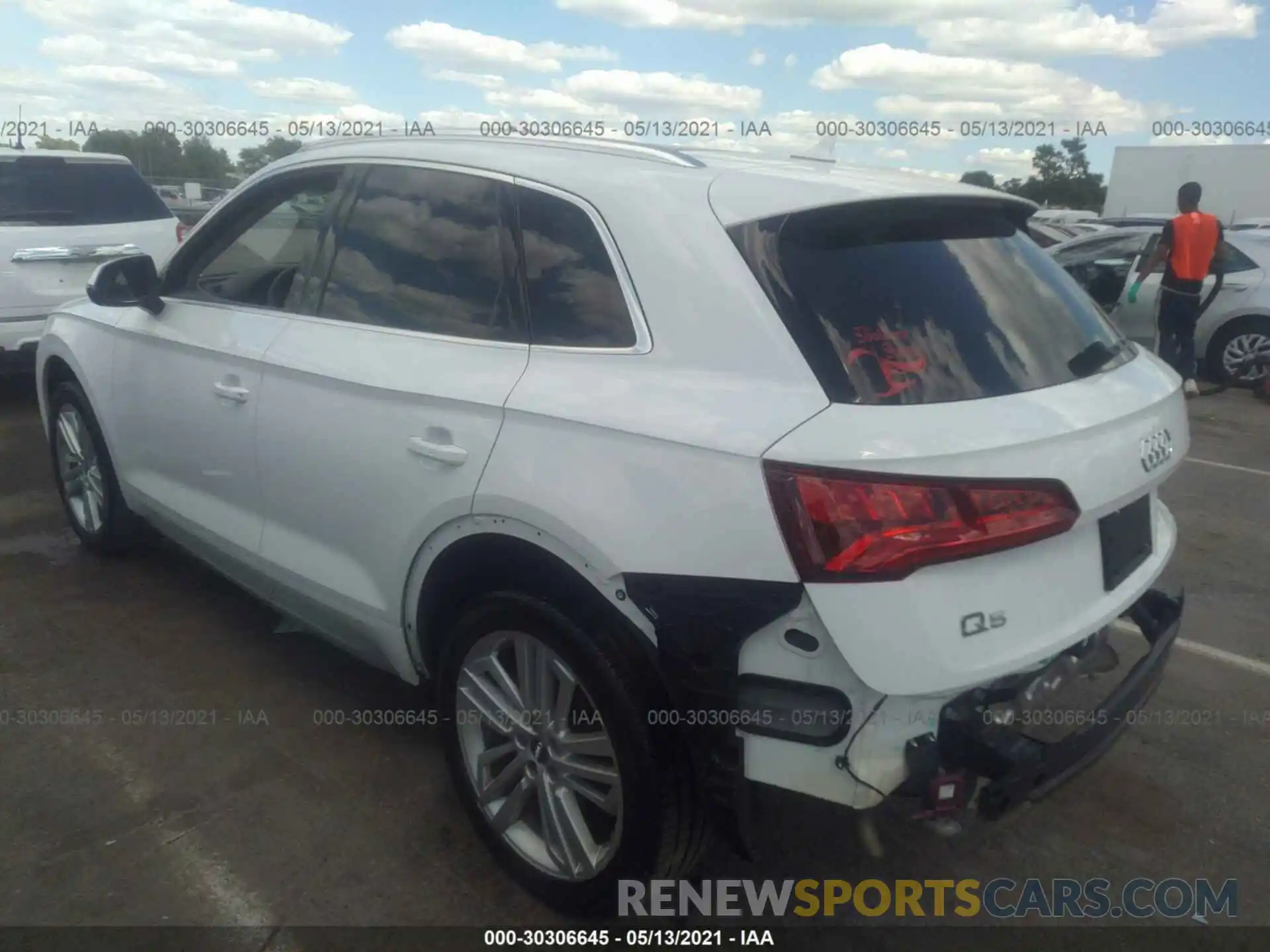 6 Photograph of a damaged car WA1BNAFY0L2031443 AUDI Q5 2020