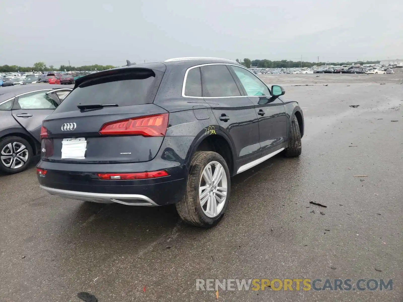 4 Photograph of a damaged car WA1BNAFY0L2032124 AUDI Q5 2020