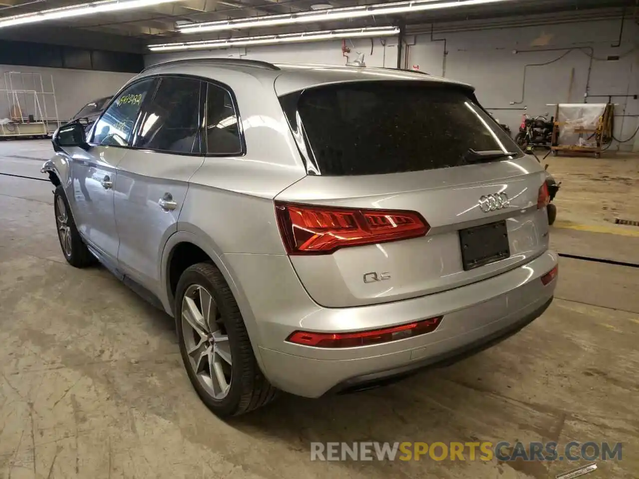 3 Photograph of a damaged car WA1BNAFY0L2049778 AUDI Q5 2020