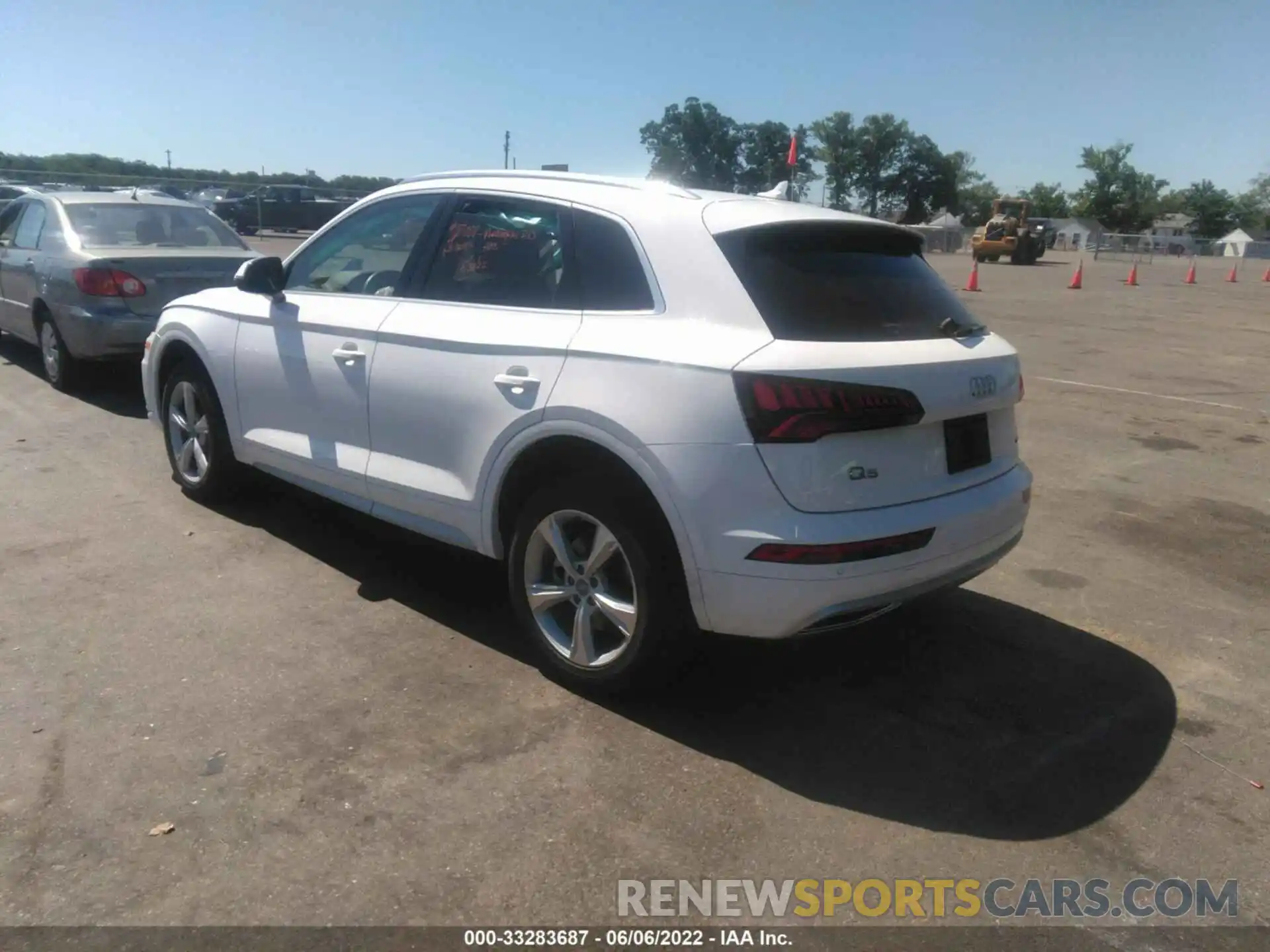 3 Photograph of a damaged car WA1BNAFY0L2057833 AUDI Q5 2020