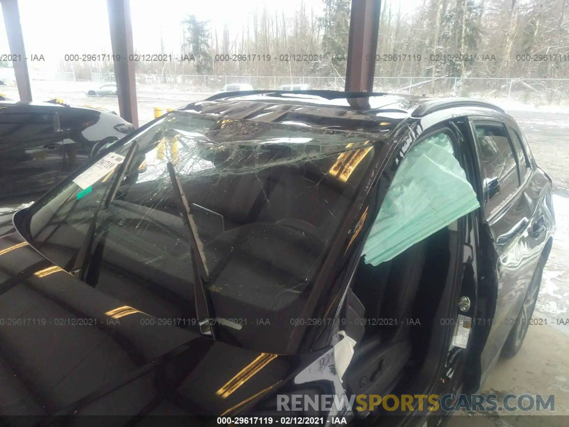 6 Photograph of a damaged car WA1BNAFY0L2061073 AUDI Q5 2020