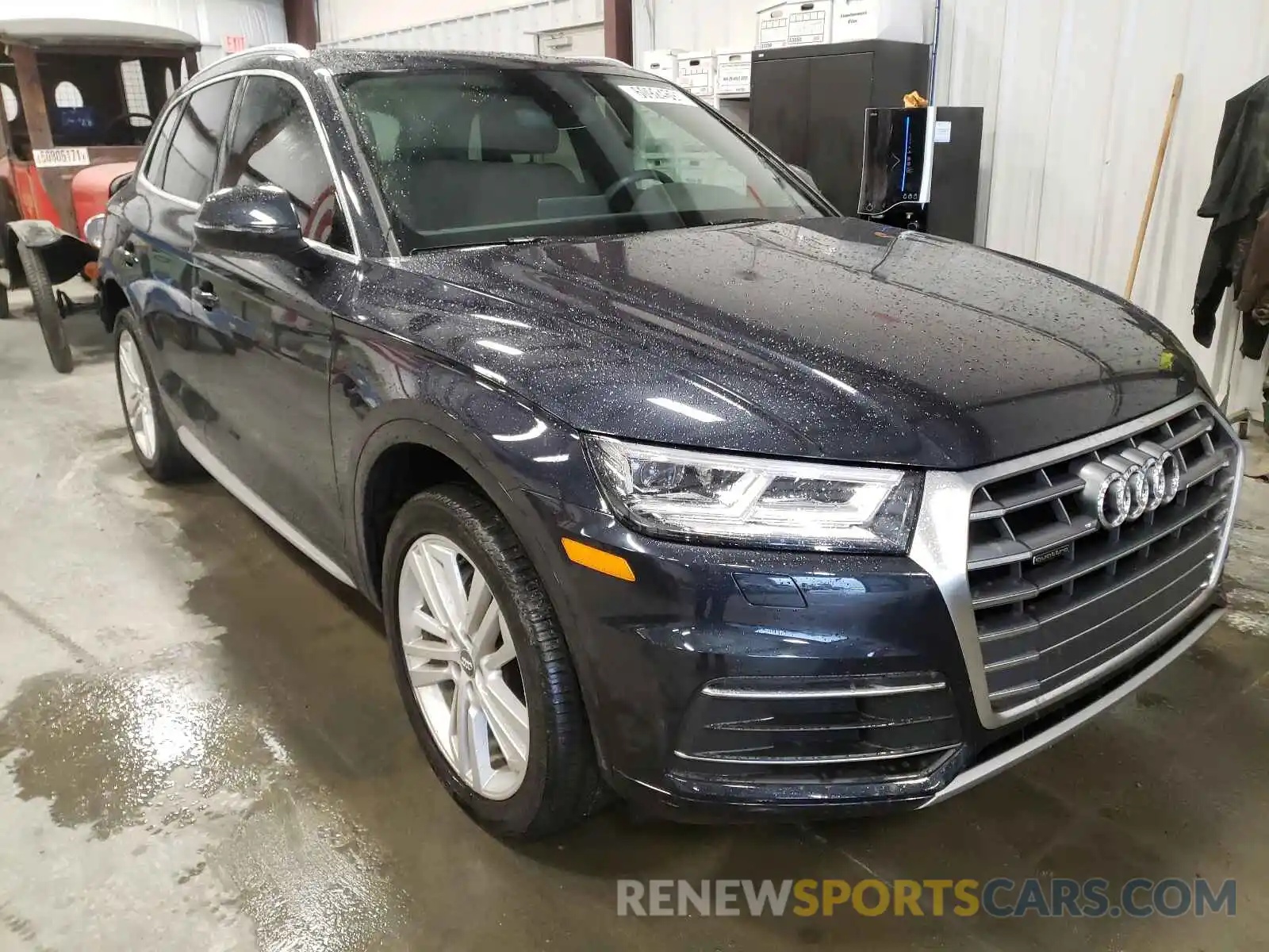 1 Photograph of a damaged car WA1BNAFY1L2037221 AUDI Q5 2020