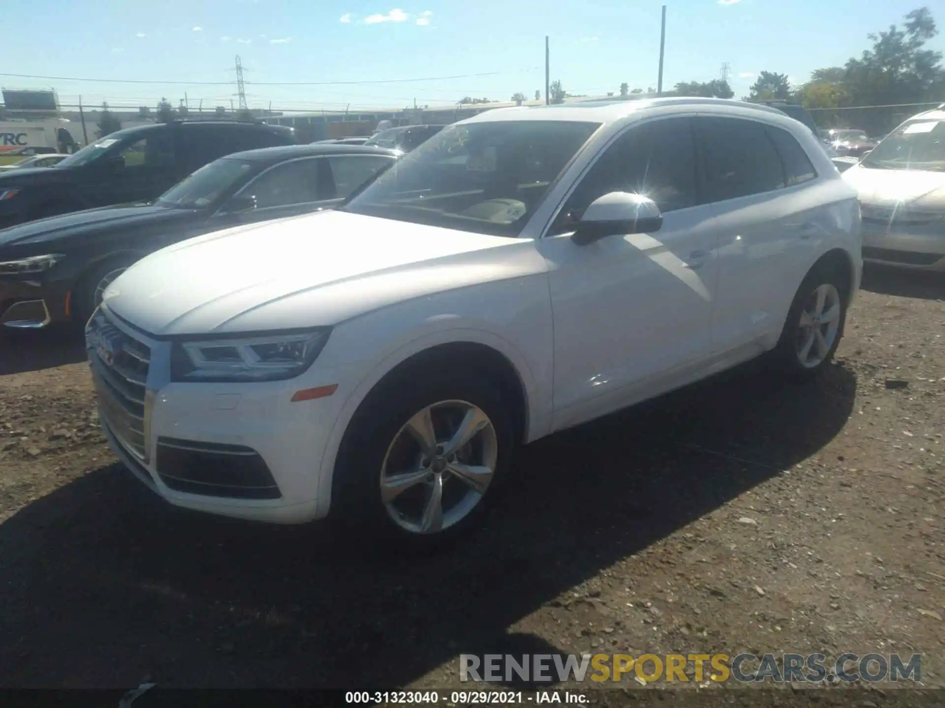 2 Фотография поврежденного автомобиля WA1BNAFY1L2058523 AUDI Q5 2020