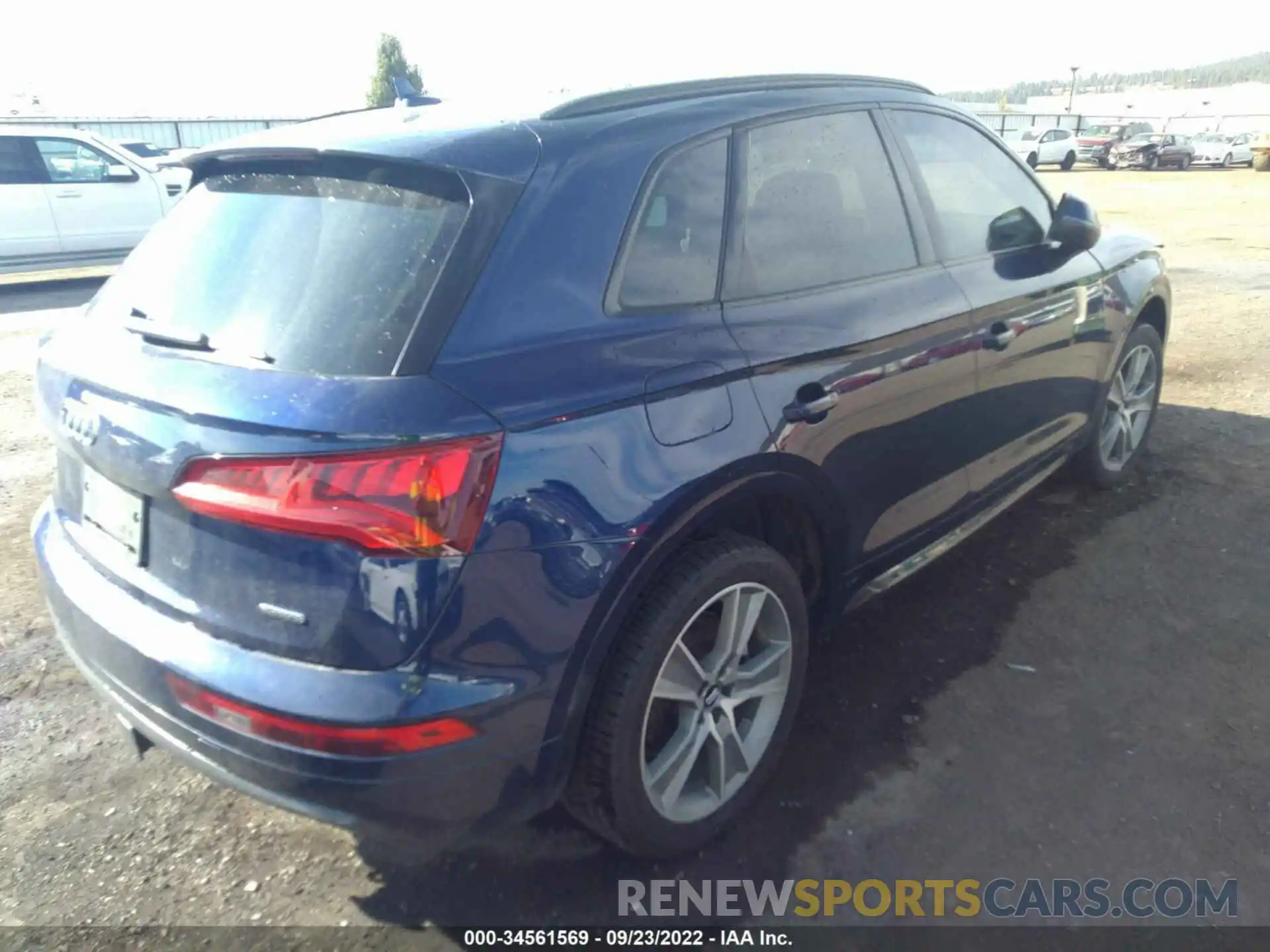 4 Photograph of a damaged car WA1BNAFY1L2069764 AUDI Q5 2020