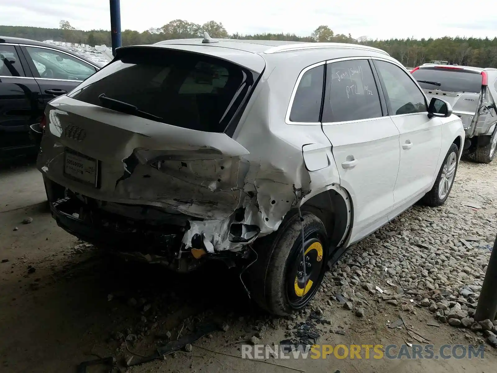 4 Photograph of a damaged car WA1BNAFY1L2073331 AUDI Q5 2020