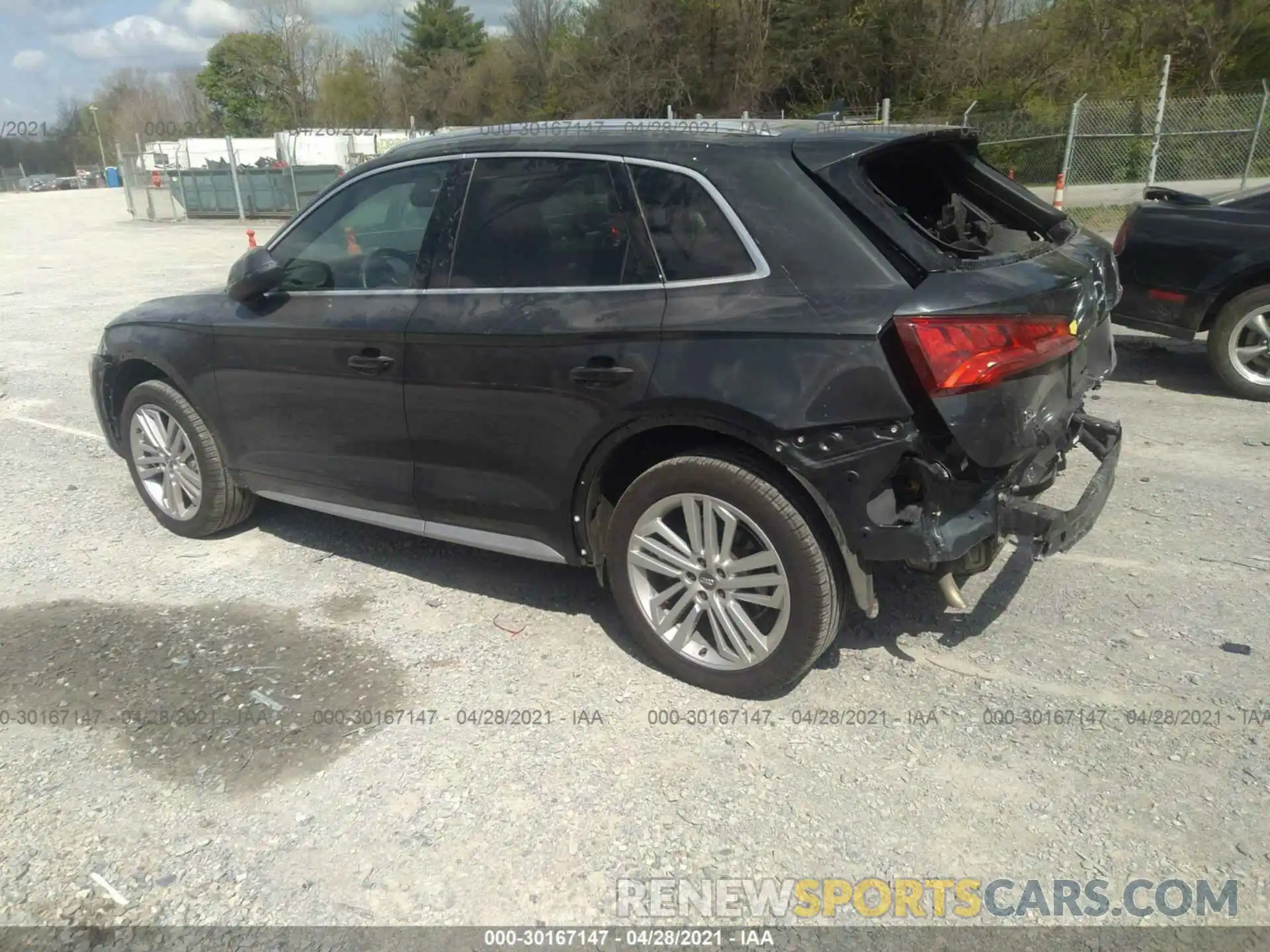 3 Фотография поврежденного автомобиля WA1BNAFY2L2037308 AUDI Q5 2020