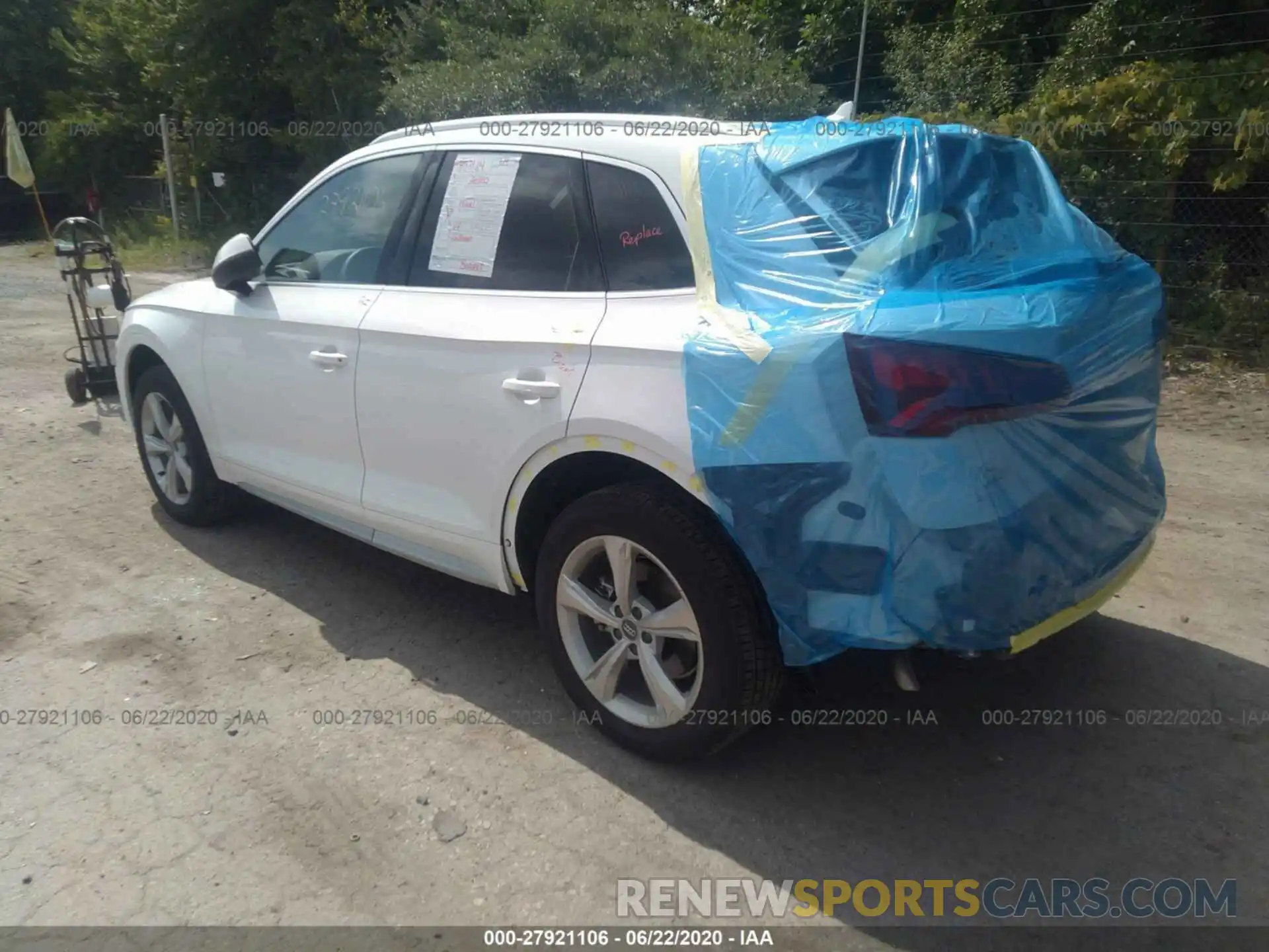 3 Фотография поврежденного автомобиля WA1BNAFY2L2058238 AUDI Q5 2020