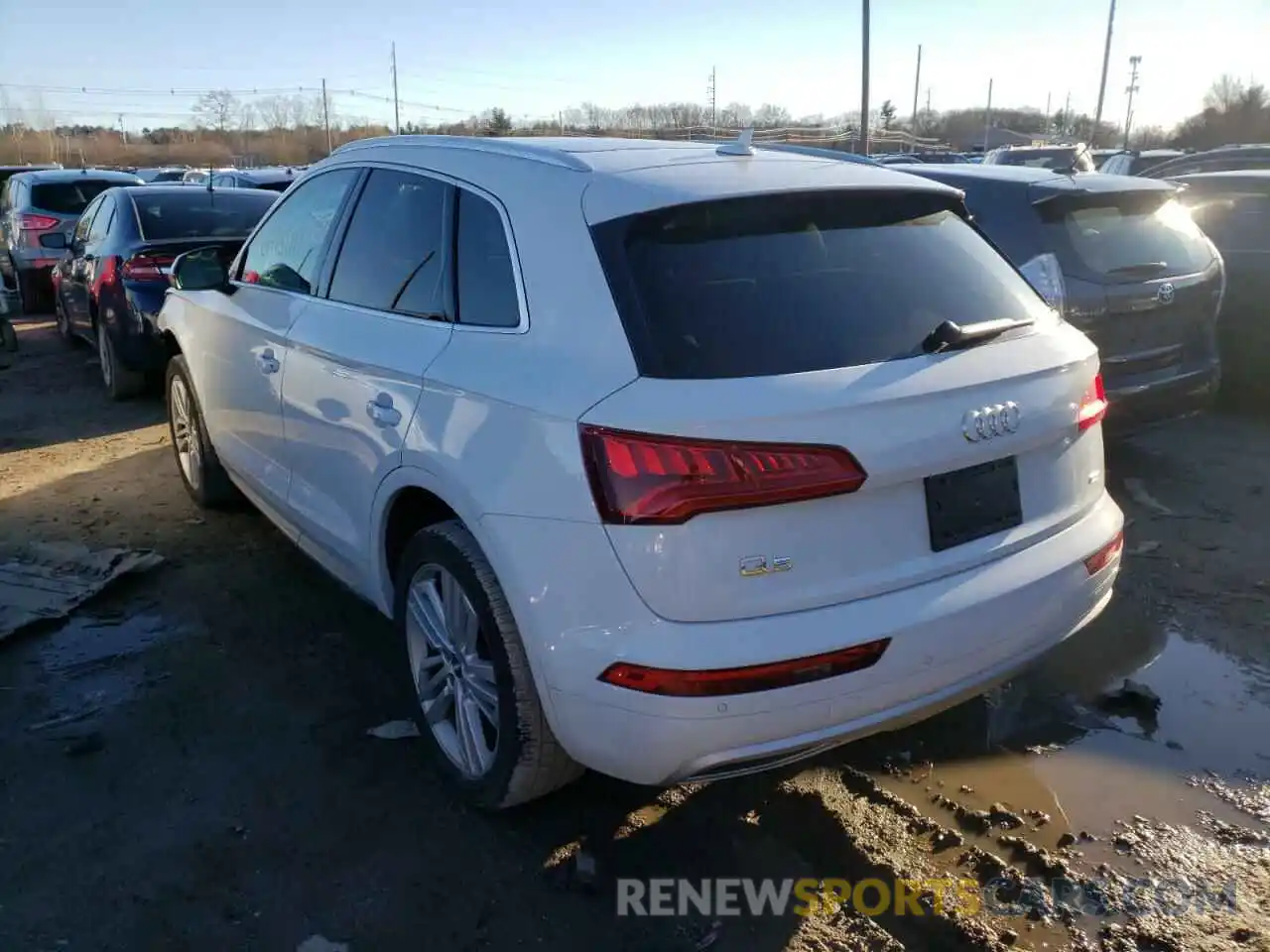 3 Фотография поврежденного автомобиля WA1BNAFY3L2001675 AUDI Q5 2020