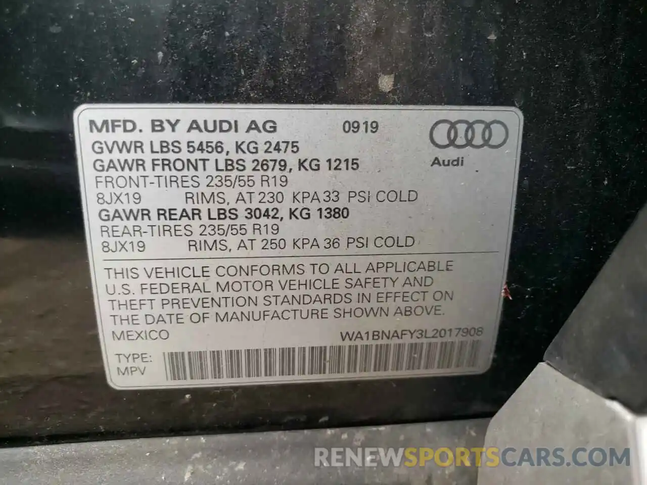 10 Photograph of a damaged car WA1BNAFY3L2017908 AUDI Q5 2020