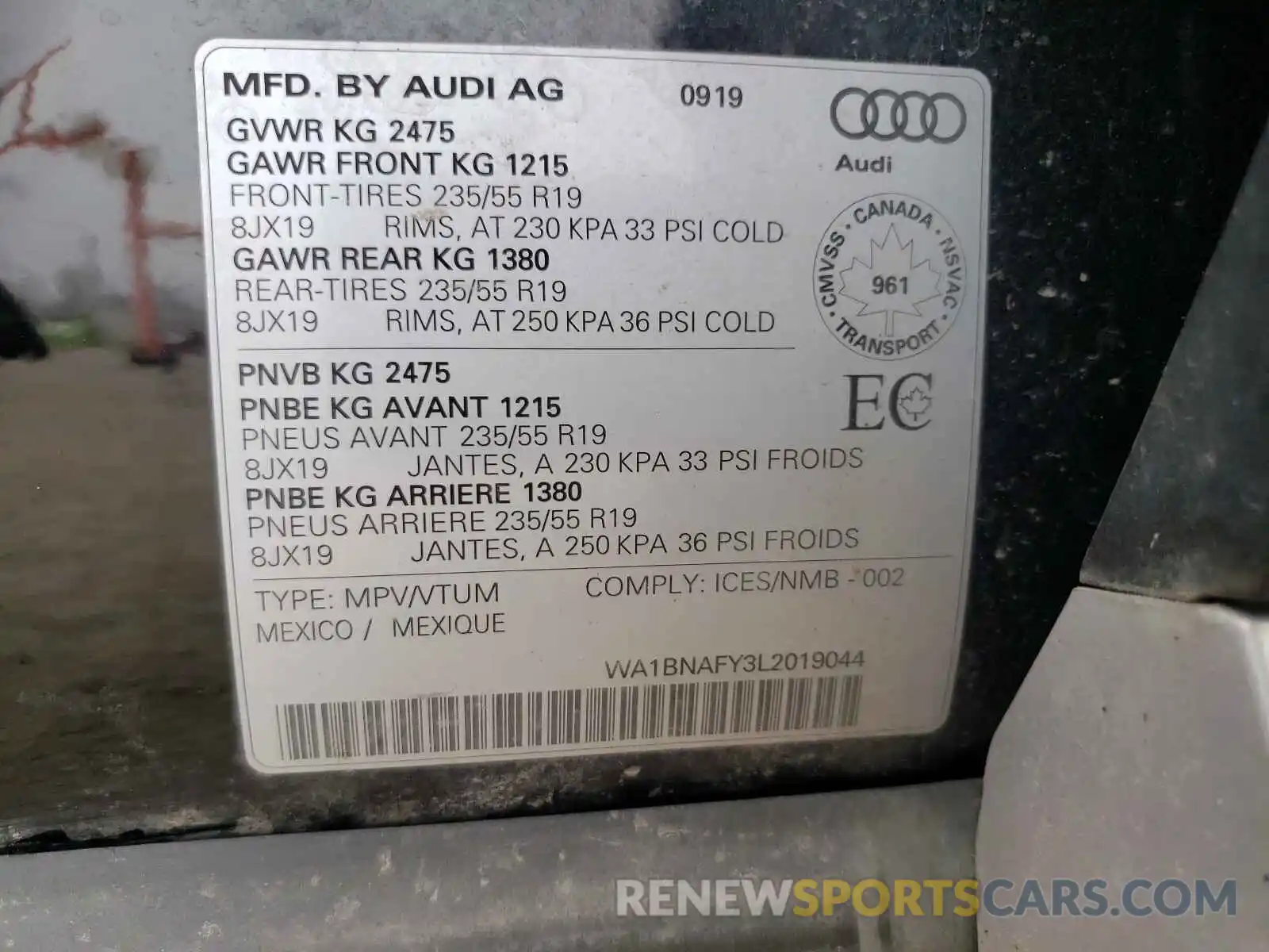 10 Photograph of a damaged car WA1BNAFY3L2019044 AUDI Q5 2020