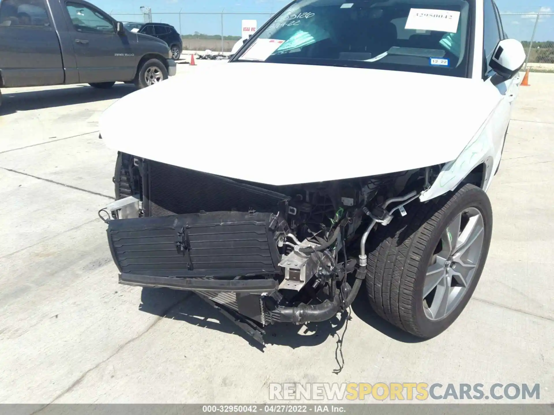 6 Photograph of a damaged car WA1BNAFY3L2024695 AUDI Q5 2020