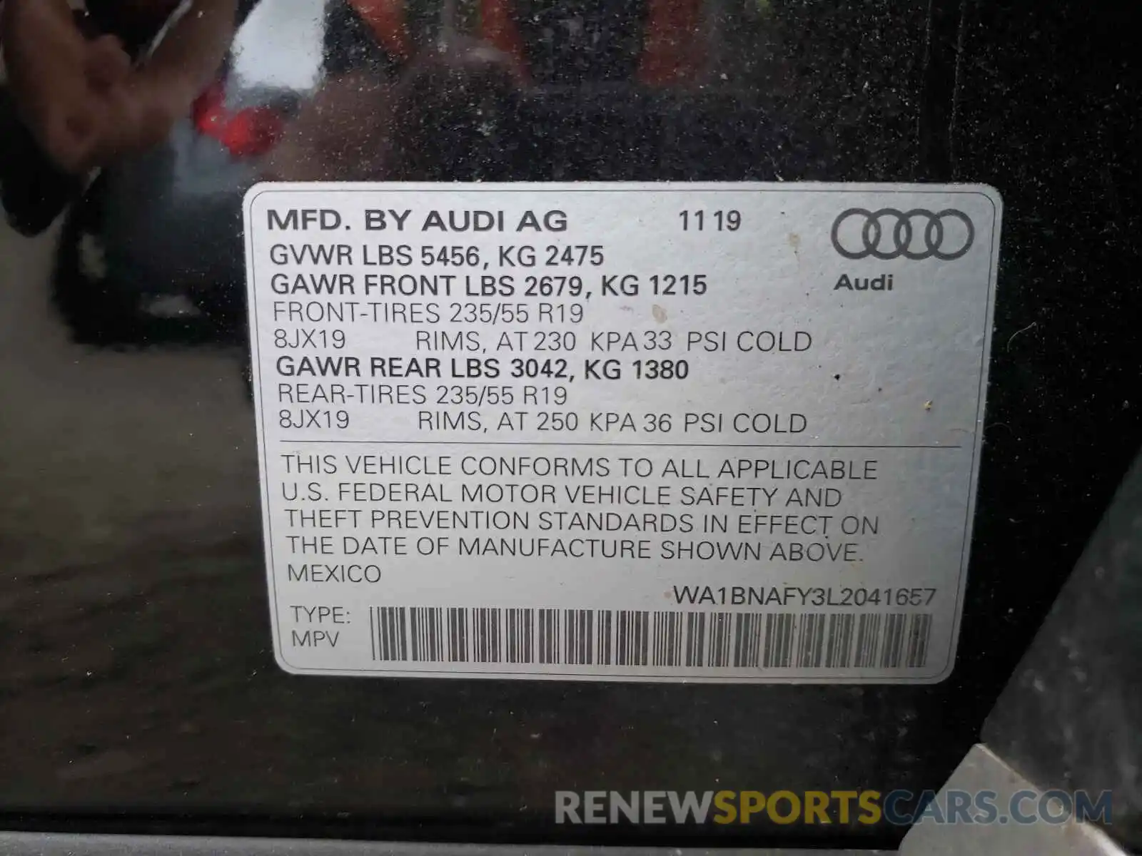 10 Photograph of a damaged car WA1BNAFY3L2041657 AUDI Q5 2020