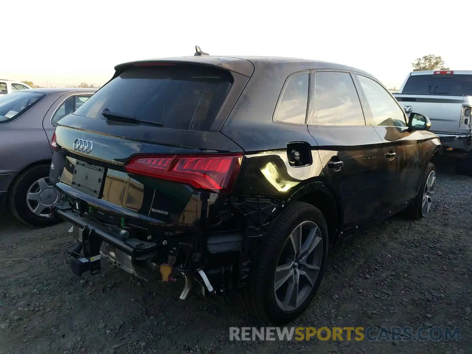 4 Фотография поврежденного автомобиля WA1BNAFY3L2069295 AUDI Q5 2020