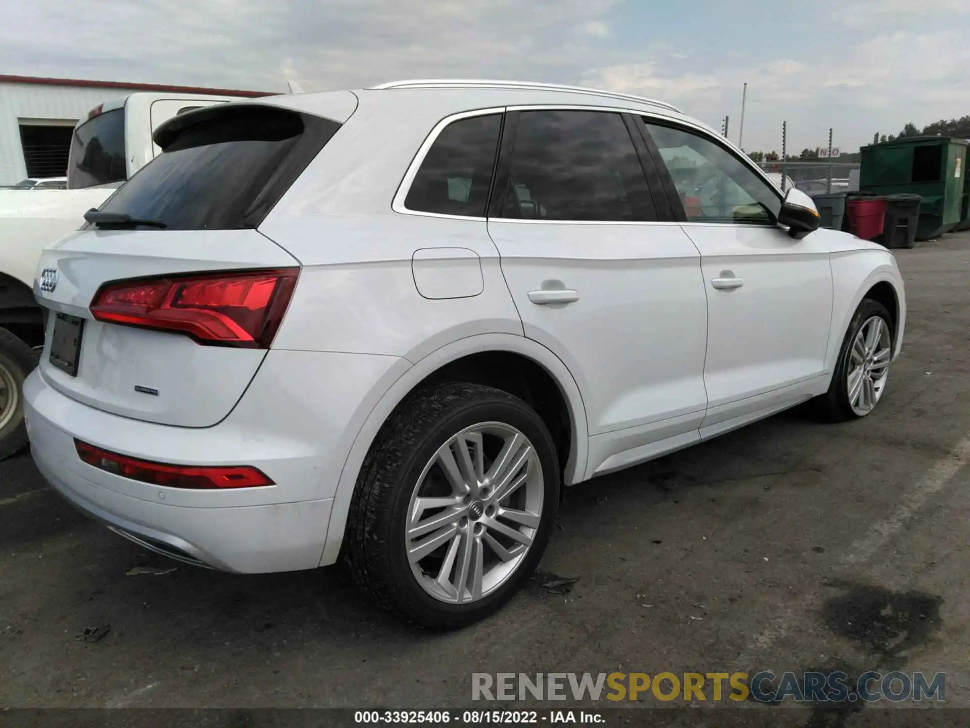 4 Фотография поврежденного автомобиля WA1BNAFY3L2071337 AUDI Q5 2020