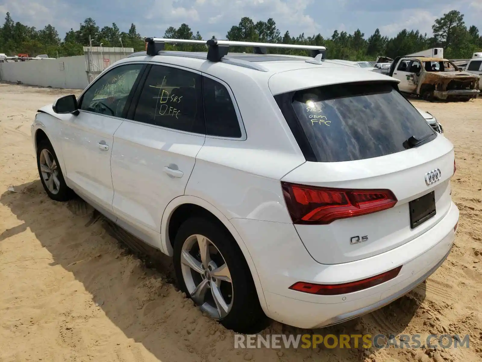 3 Фотография поврежденного автомобиля WA1BNAFY3L2108077 AUDI Q5 2020