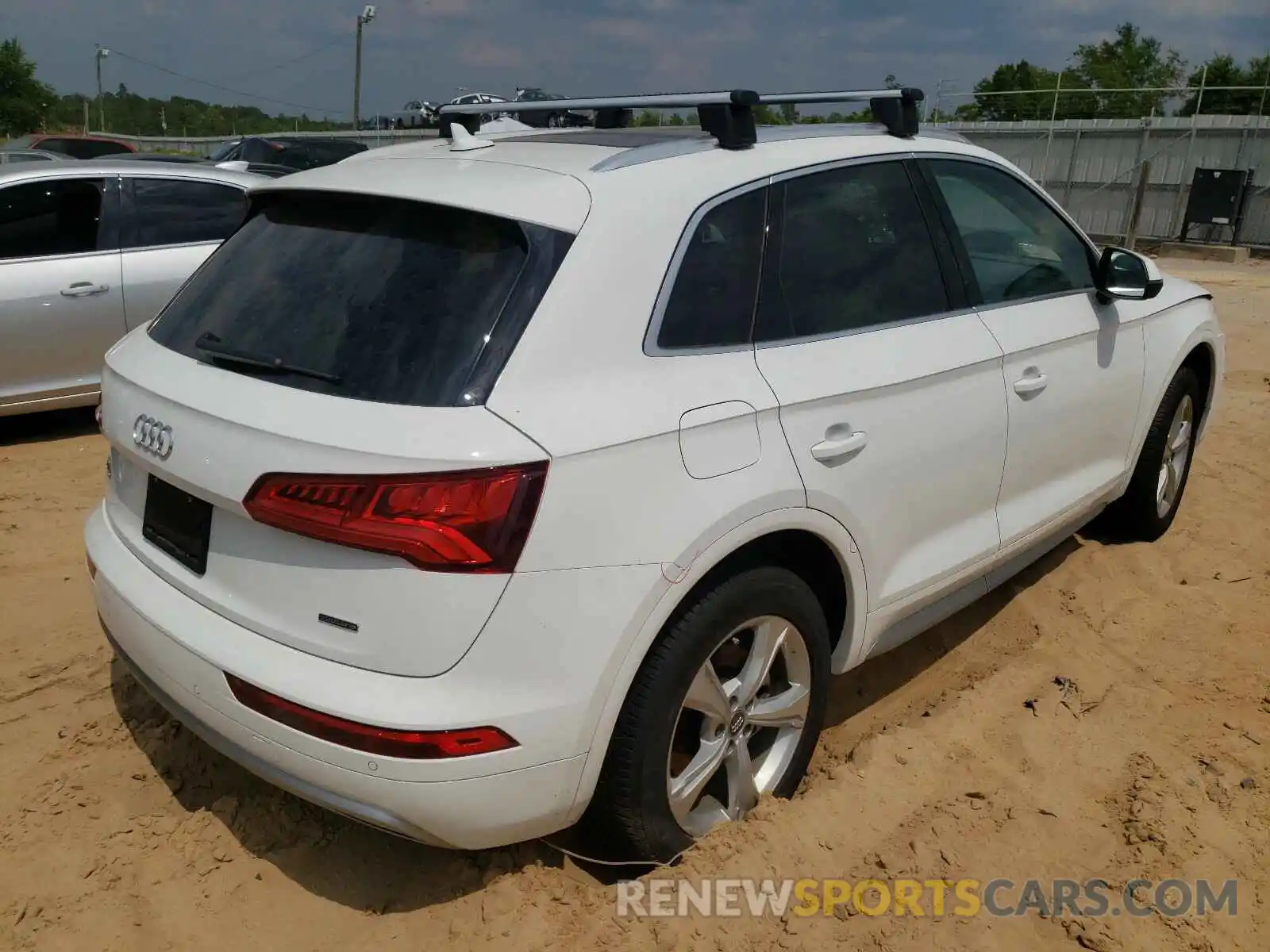 4 Фотография поврежденного автомобиля WA1BNAFY3L2108077 AUDI Q5 2020