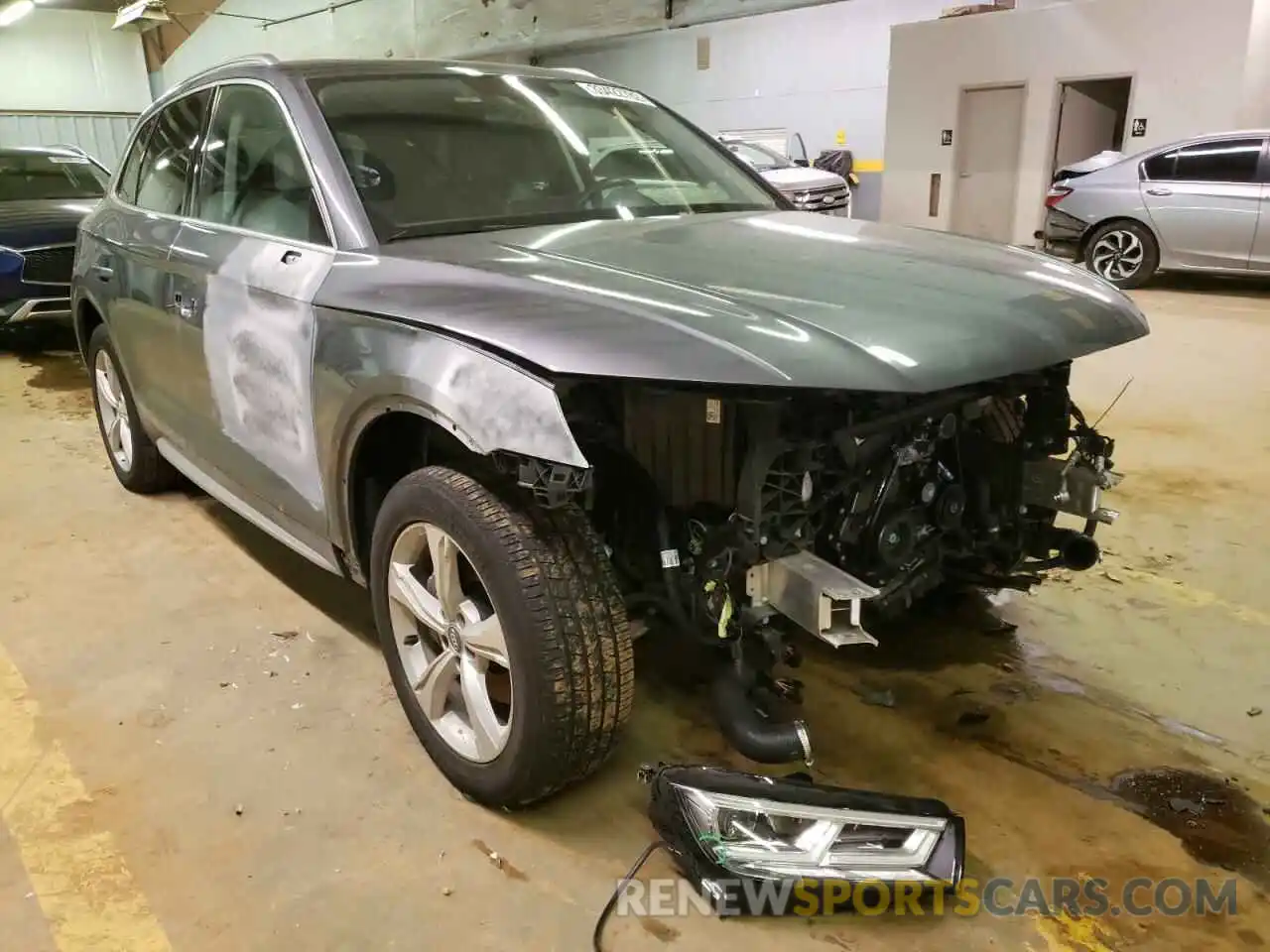 1 Photograph of a damaged car WA1BNAFY4L2062159 AUDI Q5 2020