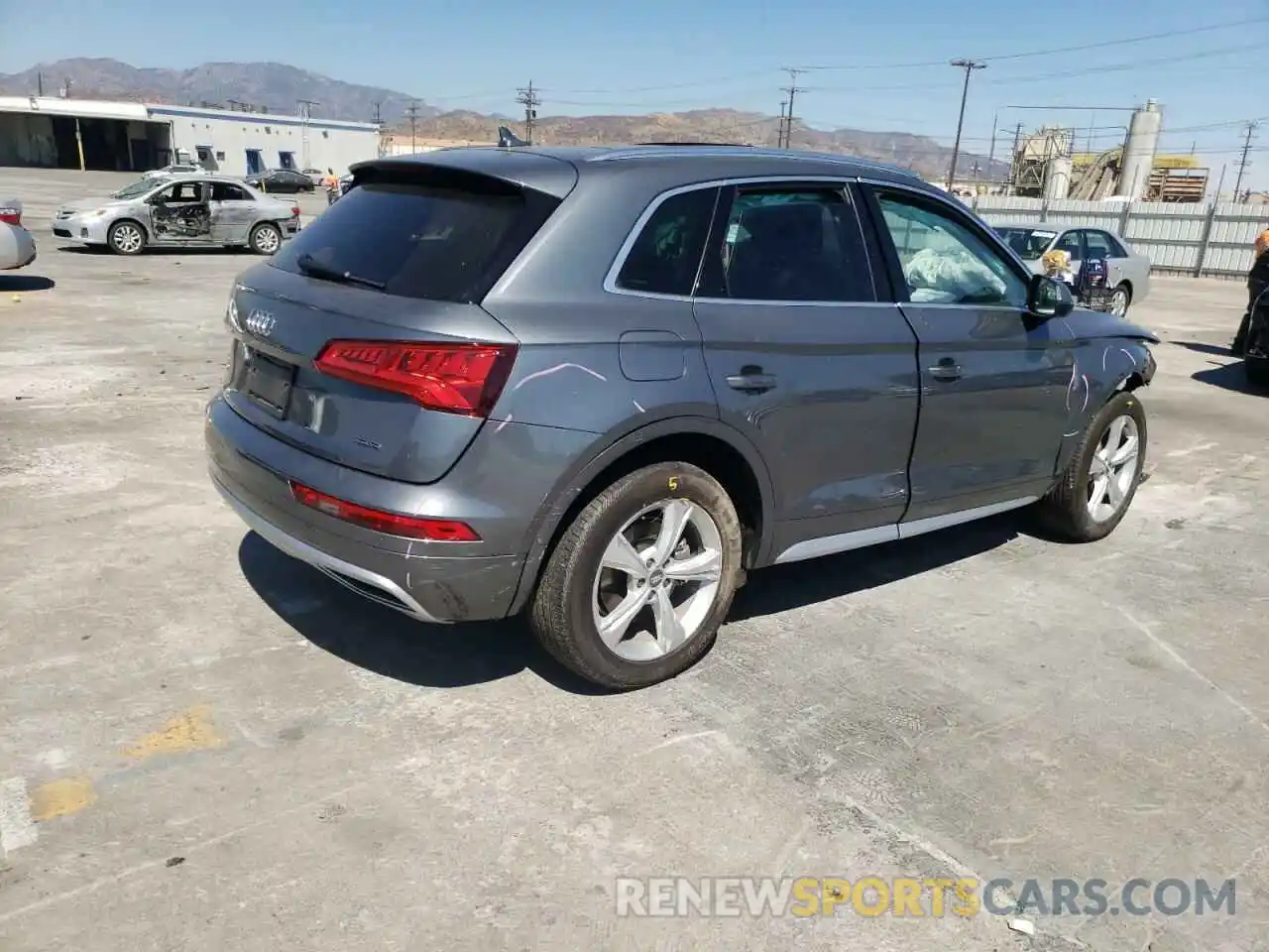 4 Фотография поврежденного автомобиля WA1BNAFY4L2077972 AUDI Q5 2020